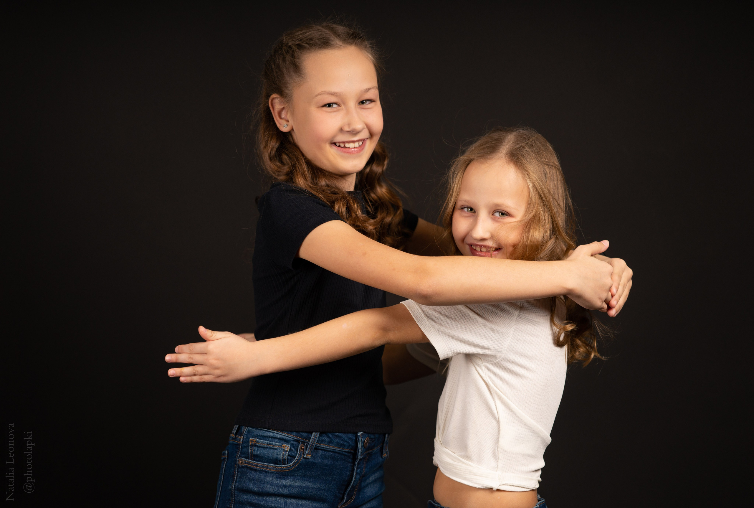 Сестры. Фотограф Наталья Леонова