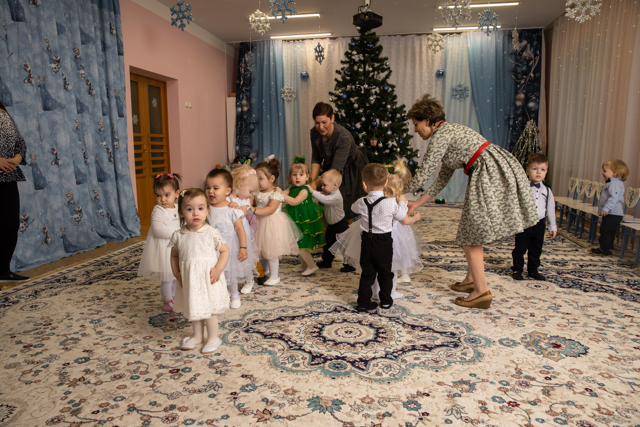 Новогодний утренник Успех. Фотограф в Железнодорожном и Балашихе