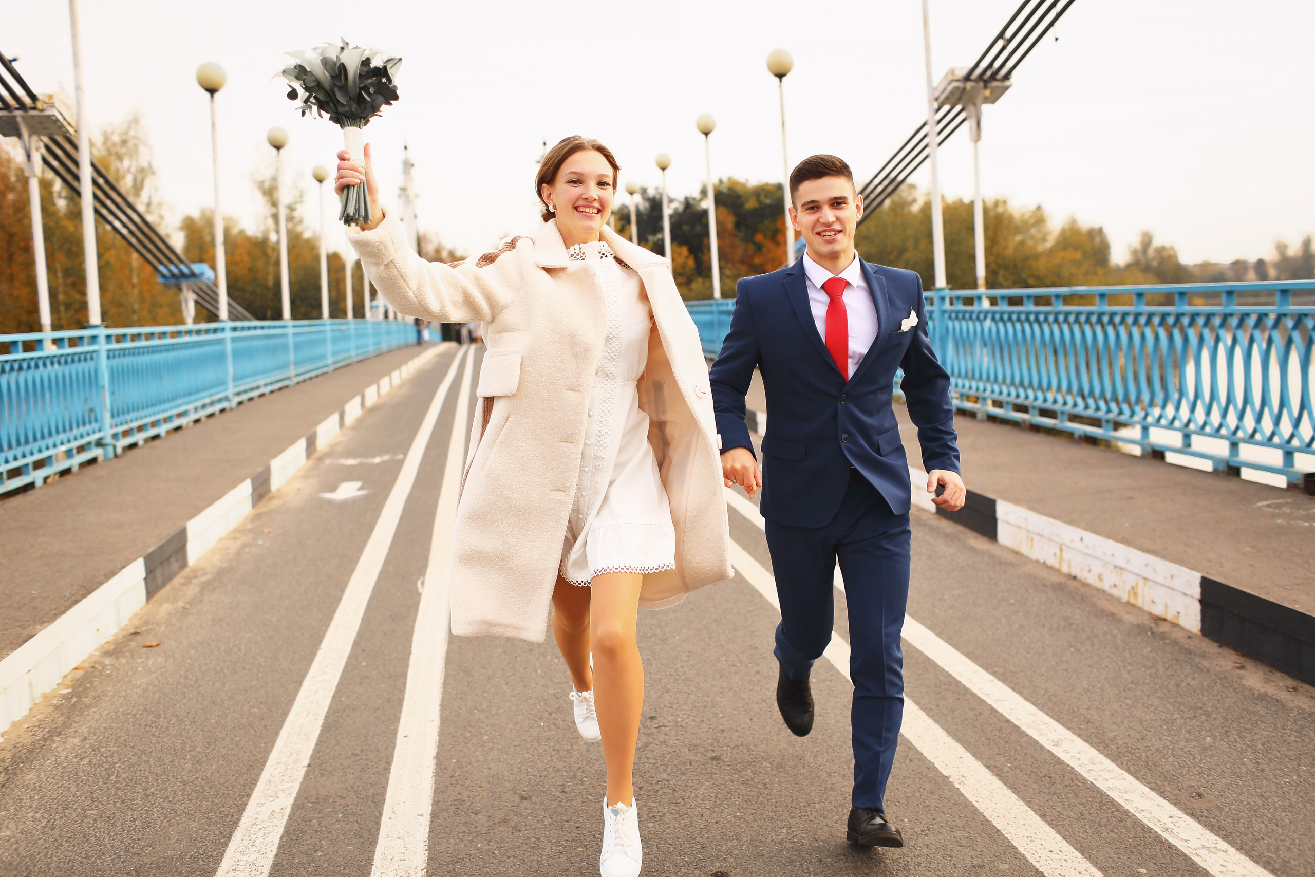 Съемка пары в осеннем городе и в студии. Свадебный и репортажный фотограф в Ярославле и Санкт-Петербурге Роман Микрюков