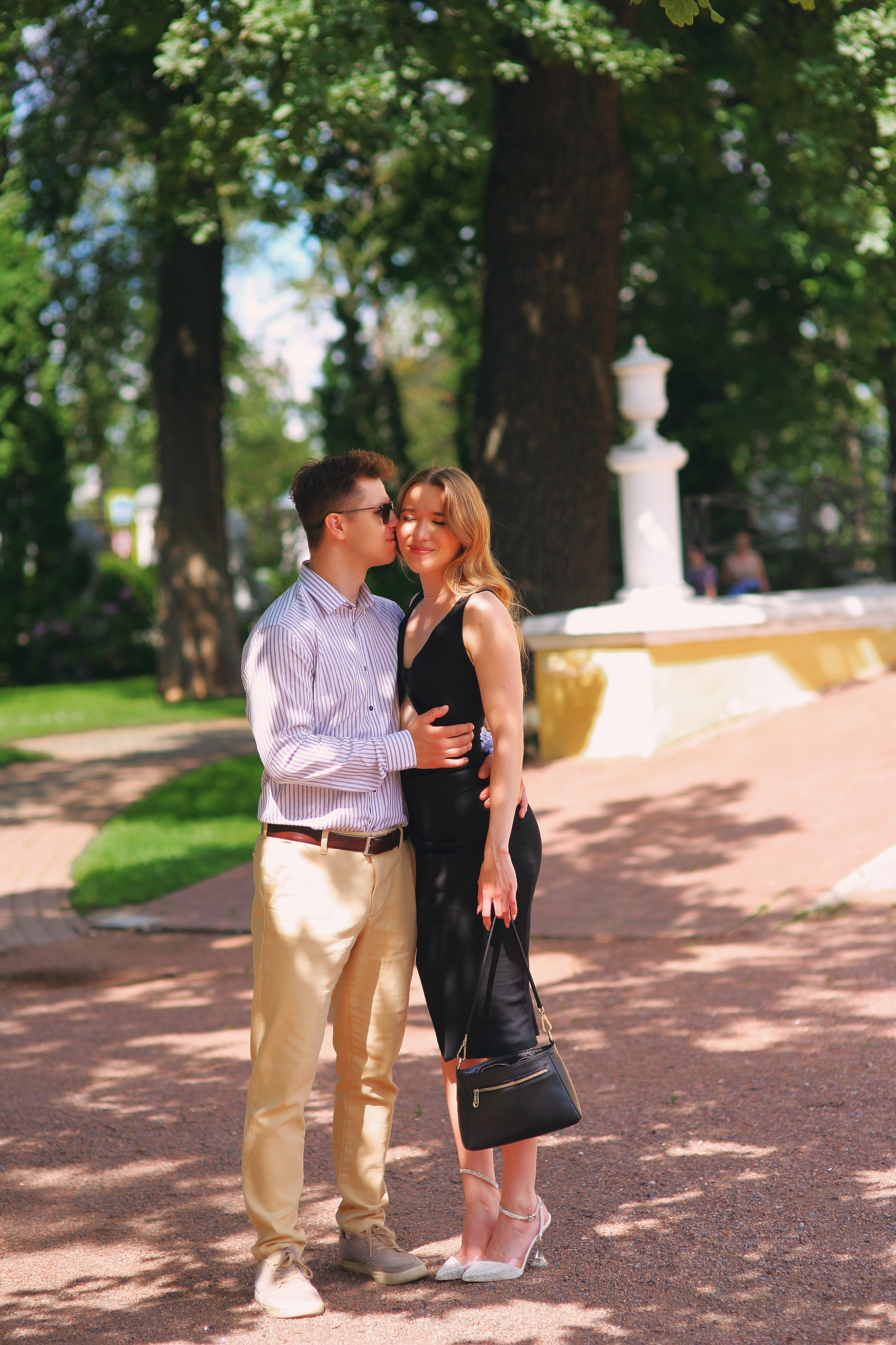 Съемка пары в отеле, на природе, в городе. Свадебный и репортажный фотограф в Ярославле и Санкт-Петербурге Роман Микрюков