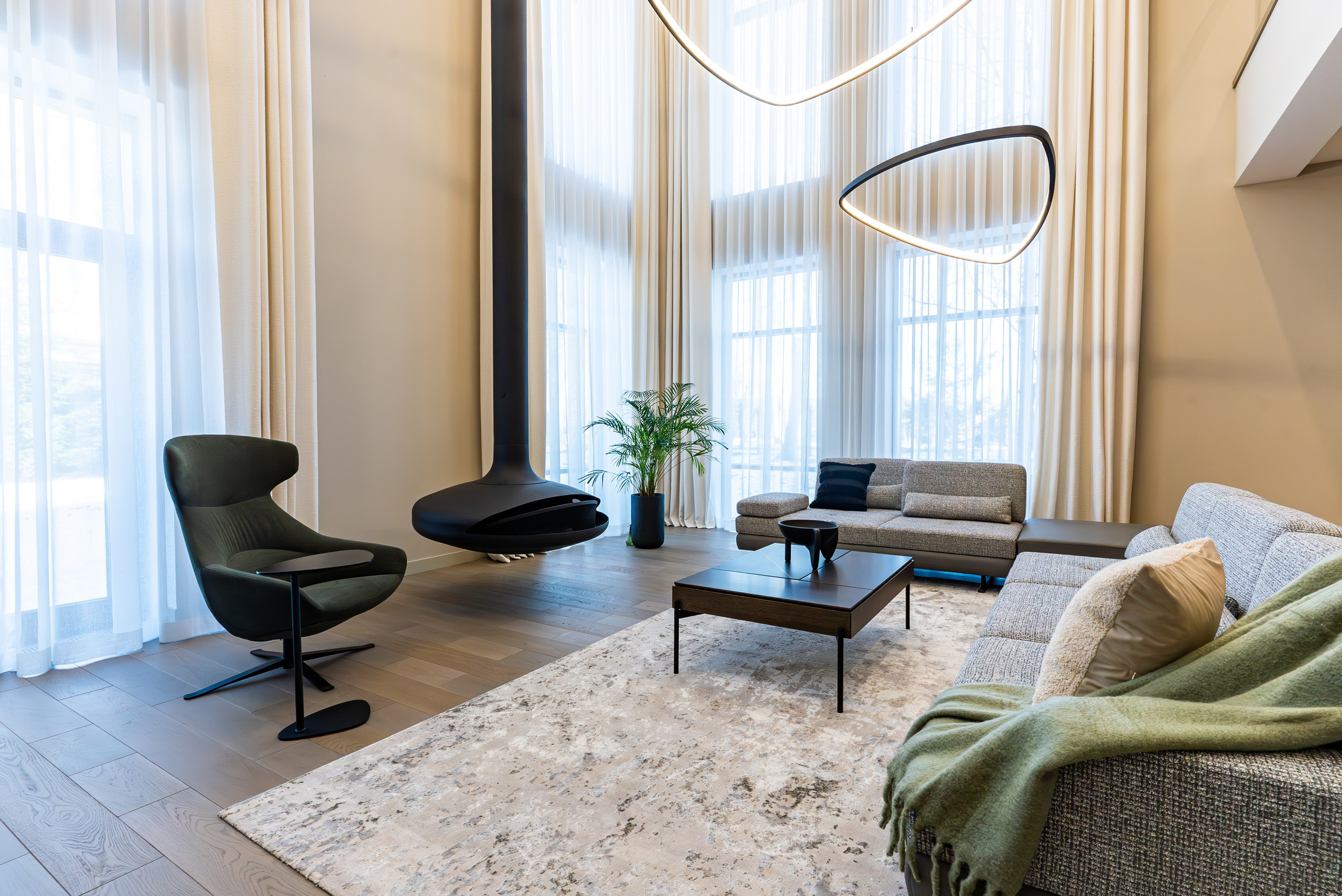 Дом на продажу 600 м. KUSTOV PRODUCTION — профессиональная фотосъёмка в Москве