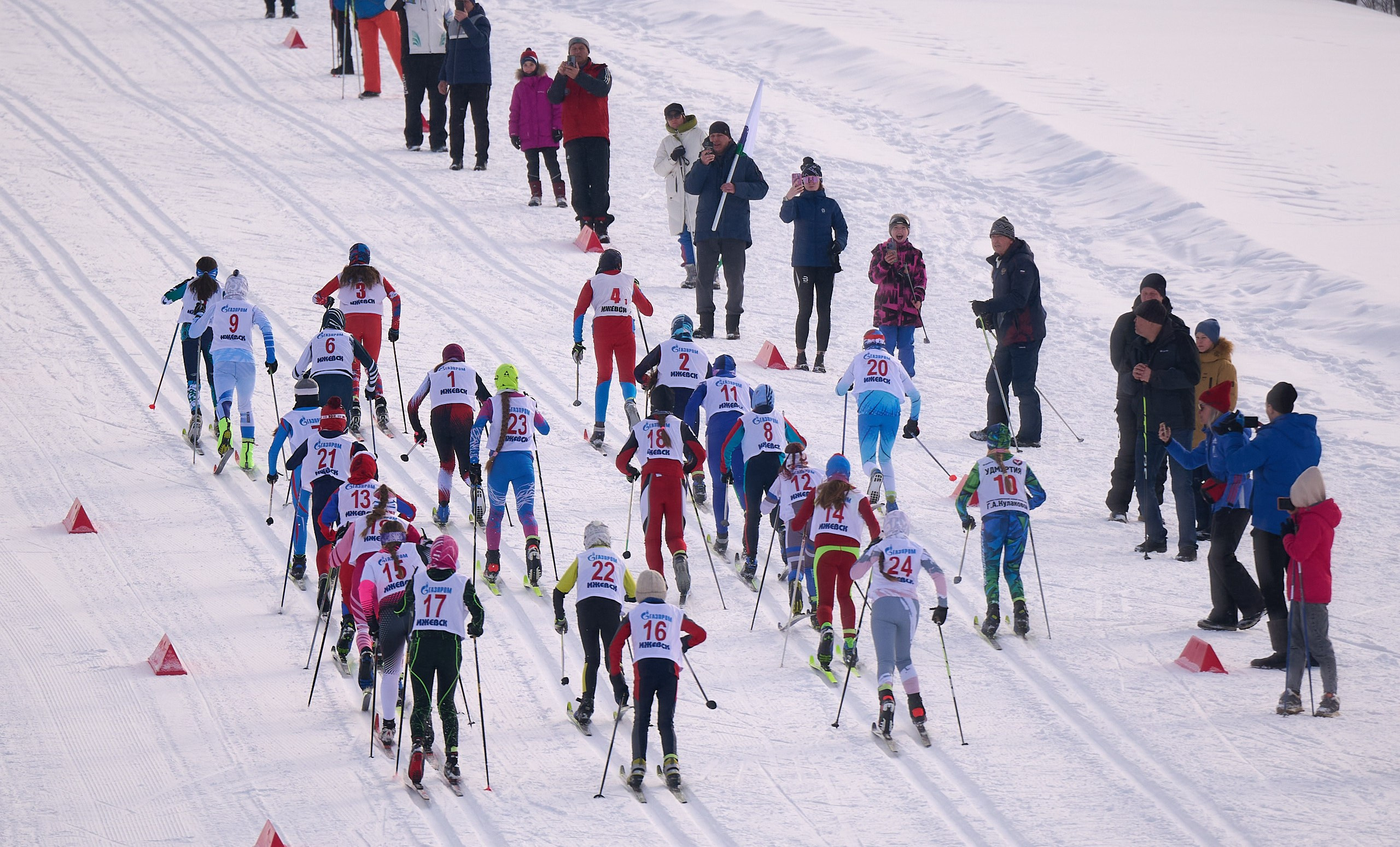 Всероссийские соревнования по лыжным гонкам «Пионерская правда». Ижевс. Спортивный репортажный фотограф в Ижевске Сергей Мерзляков