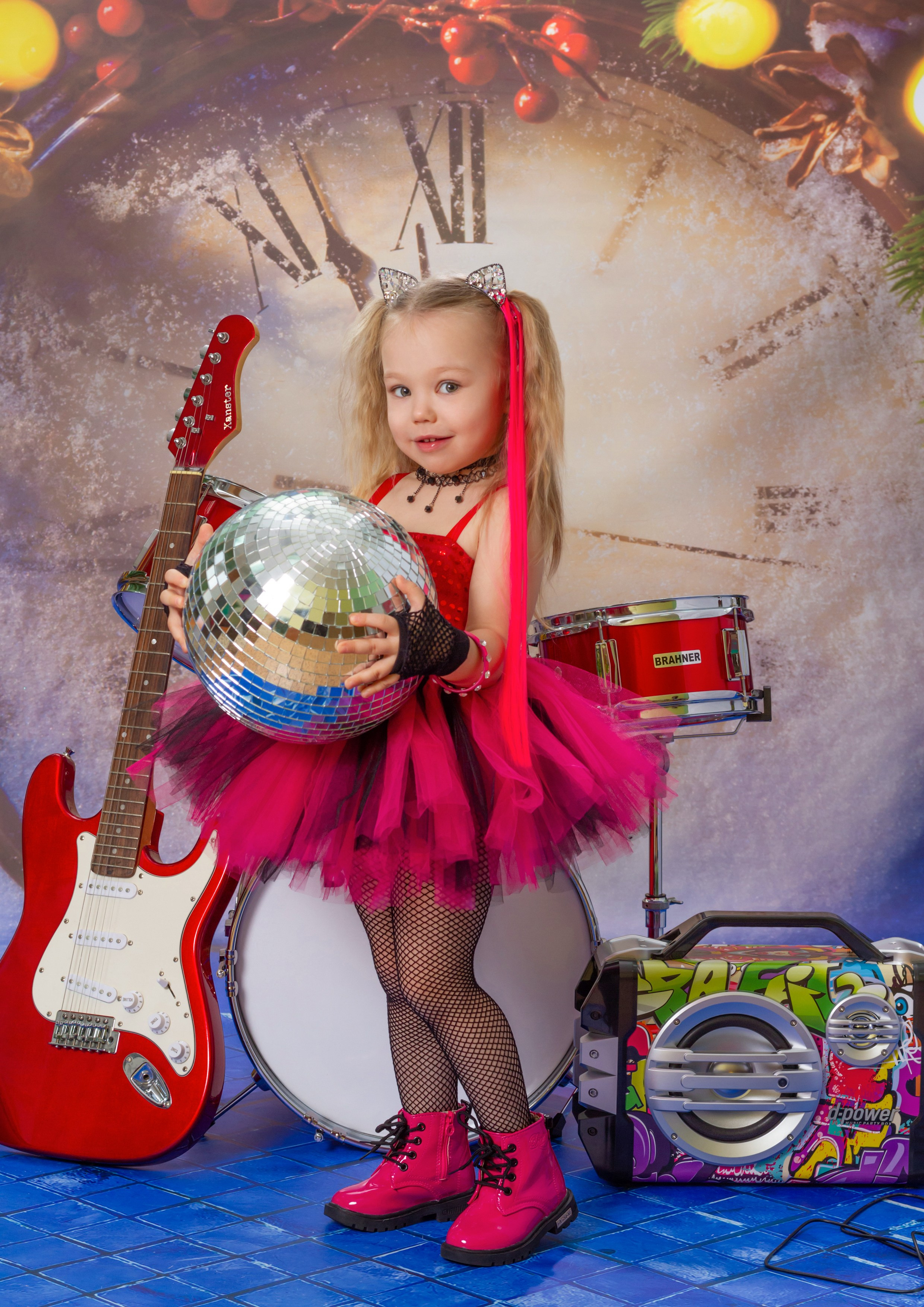 Фотосессия «Новогодняя Рок-Звезда» 2019 год. Фотограф в детский сад Елена Колчева Новокузнецк