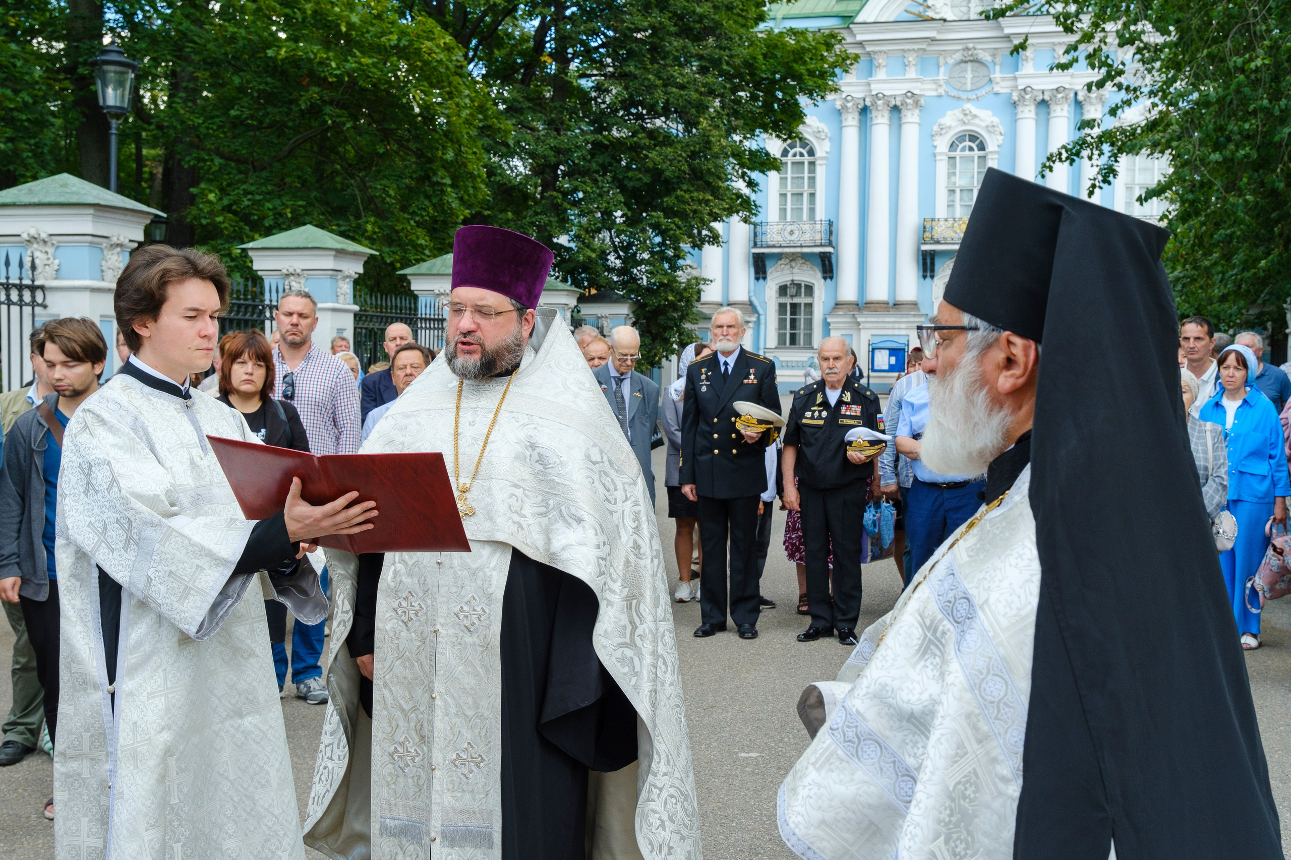 25-Я ГОДОВЩИНА ГИБЕЛИ АТОМНОЙ ПОДВОДНОЙ ЛОДКИ «КУРСК». НИКОЛО-БОГОЯВЛЕНСКИЙ МОРСКОЙ СОБОР