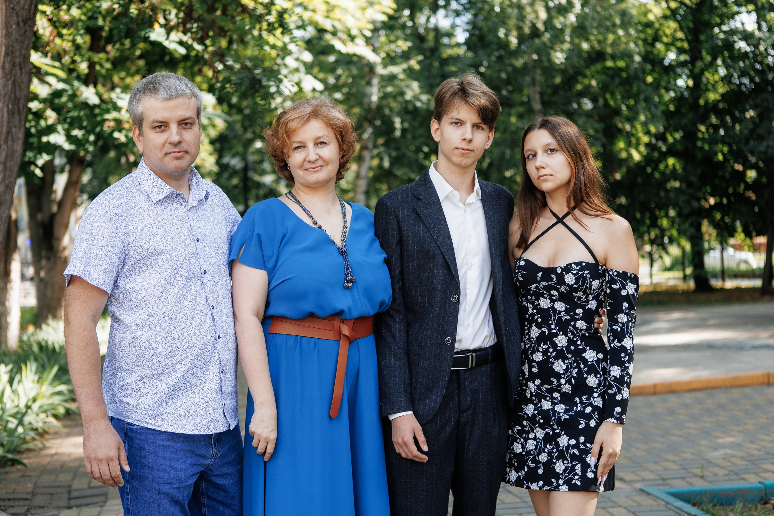 Выпускной Гимназия 12 2024 г. Свадебный и портретный Фотограф в Липецке Дмитрий Котюков