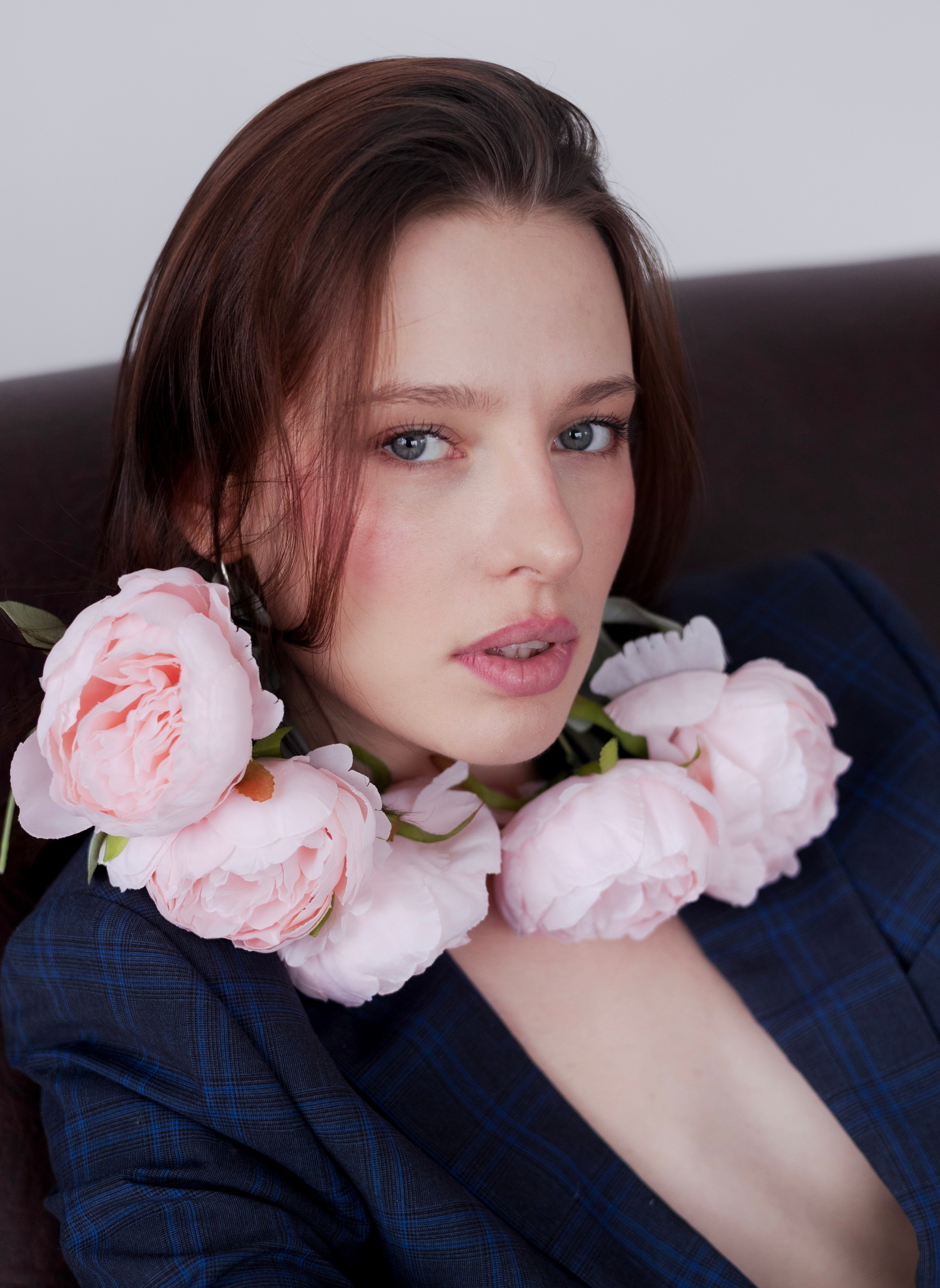 Studio Yanita. Юлия Астра: Фотограф в Санкт-Петербурге. Снимаю женские портреты, уличные съёмки в Петербурге и людей с их собаками