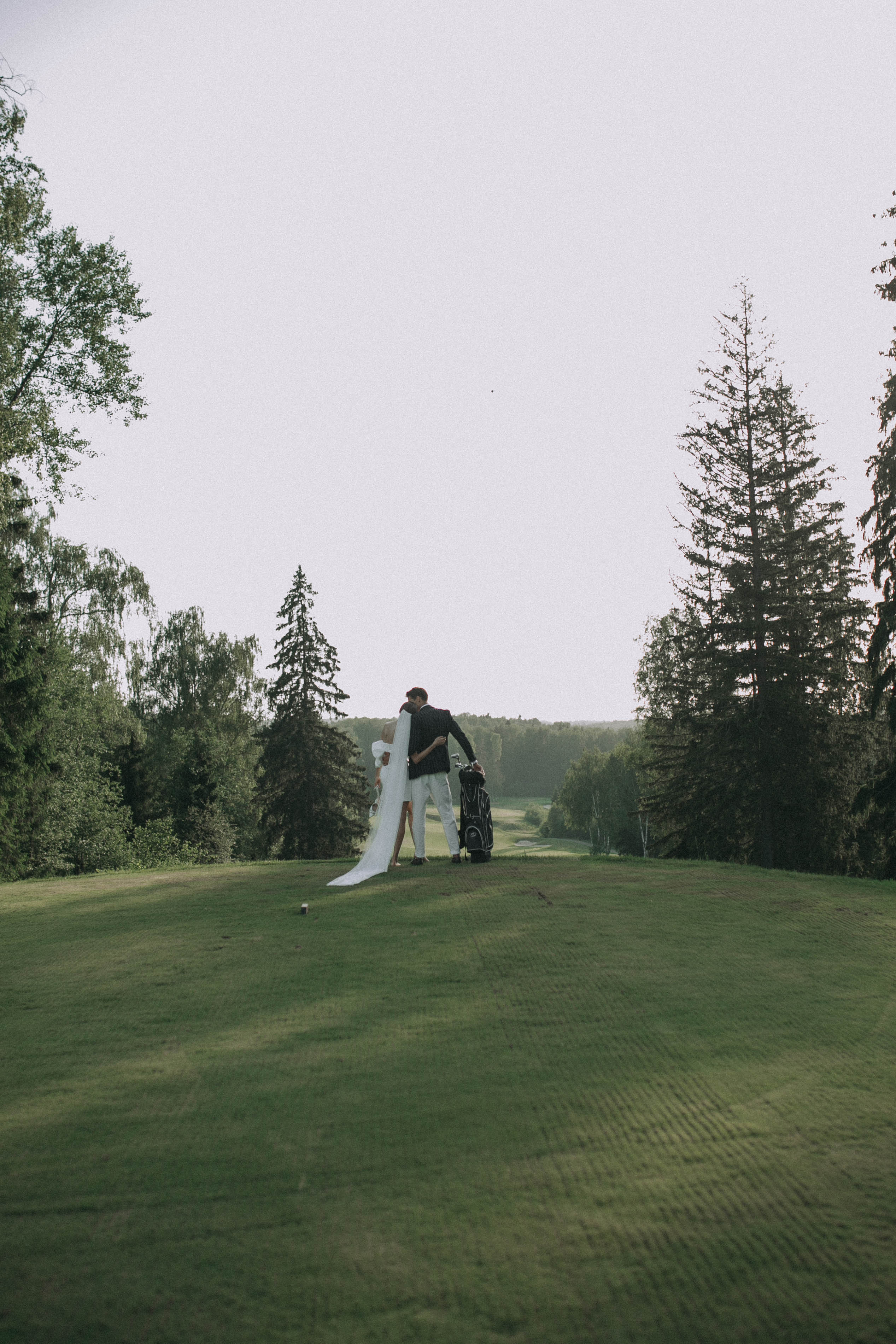 Alina & Georgy Golf Wed