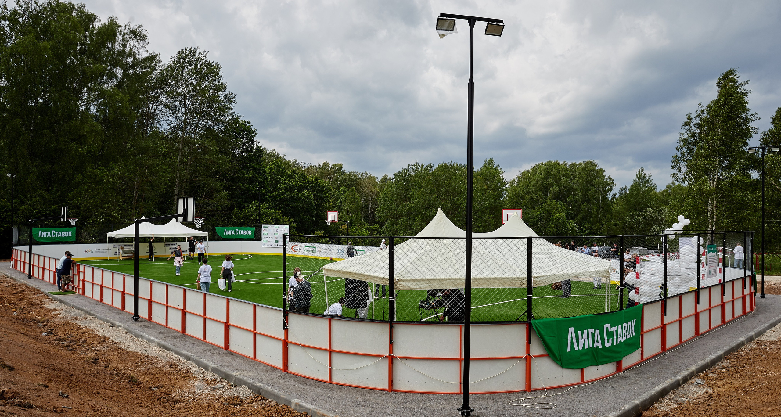 Открытие хоккейной площадки с Федором Конюховым. Репортажный Фотограф