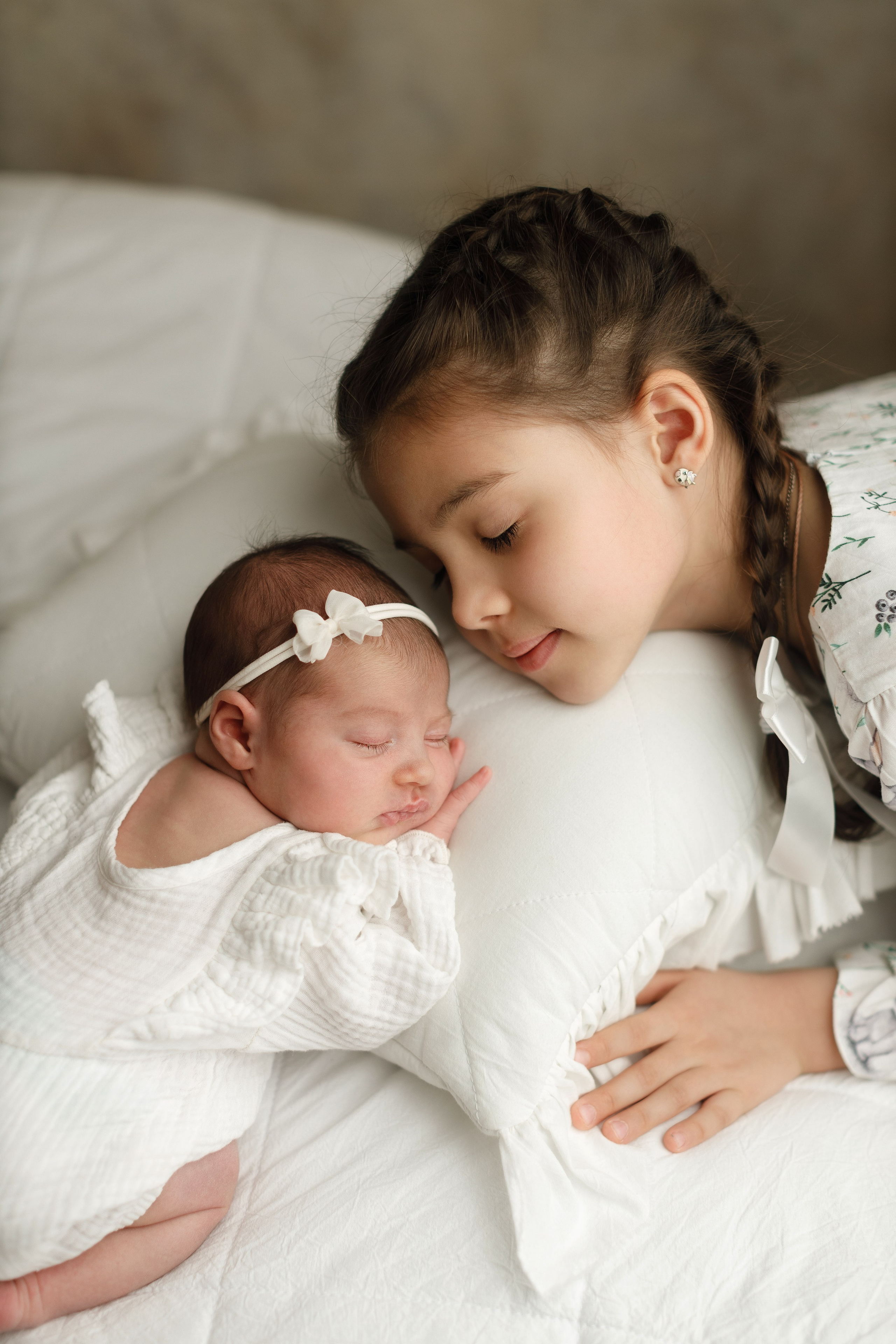 Новорожденные. Алена. Профессиональная детская и семейная фотостудия в Краснодаре