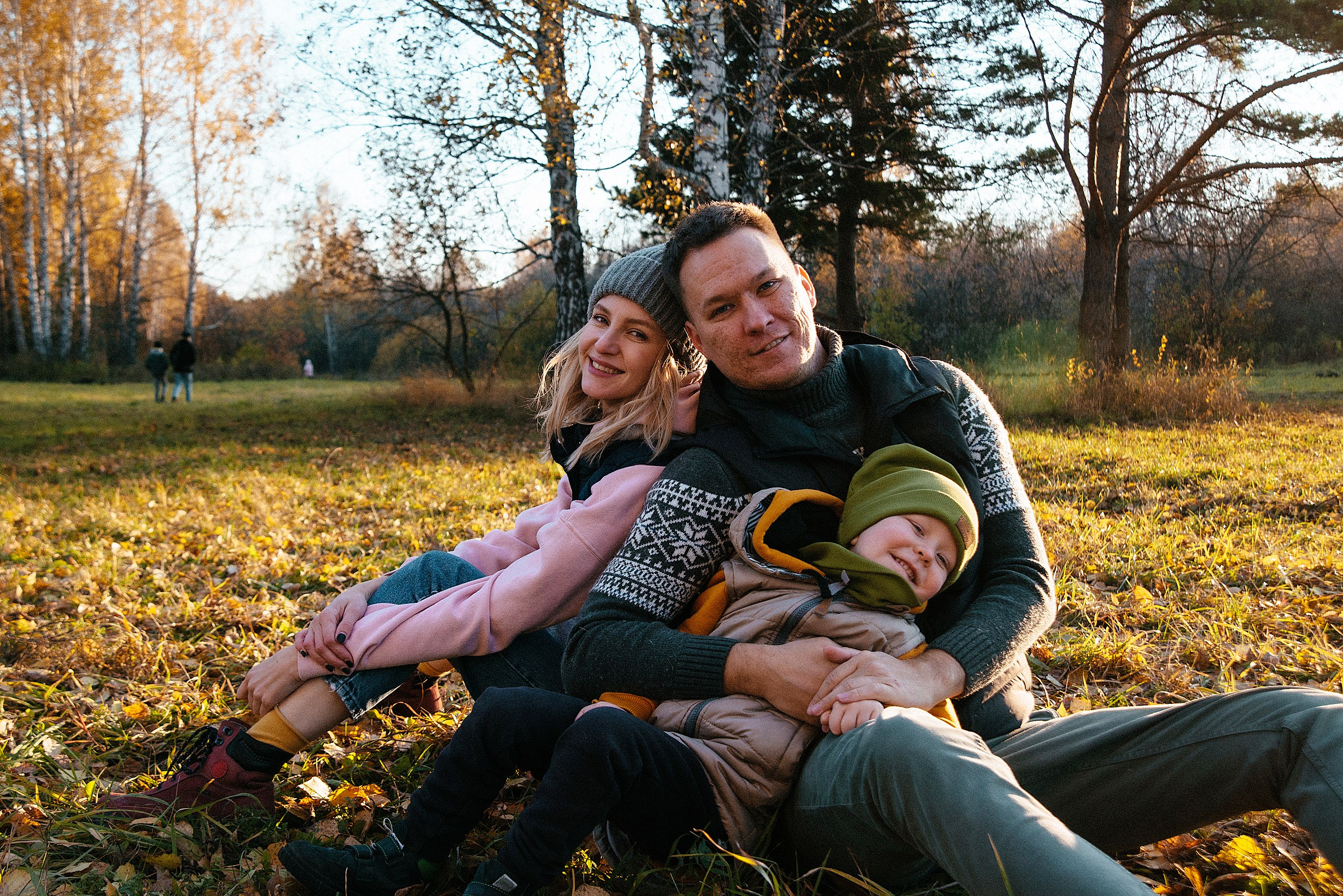 Семейная осенняя фотосессия в Краснообске. Семейный фотограф Дарья Едапина Новосибирск. Фотограф Дарья Едапина Новосибирск