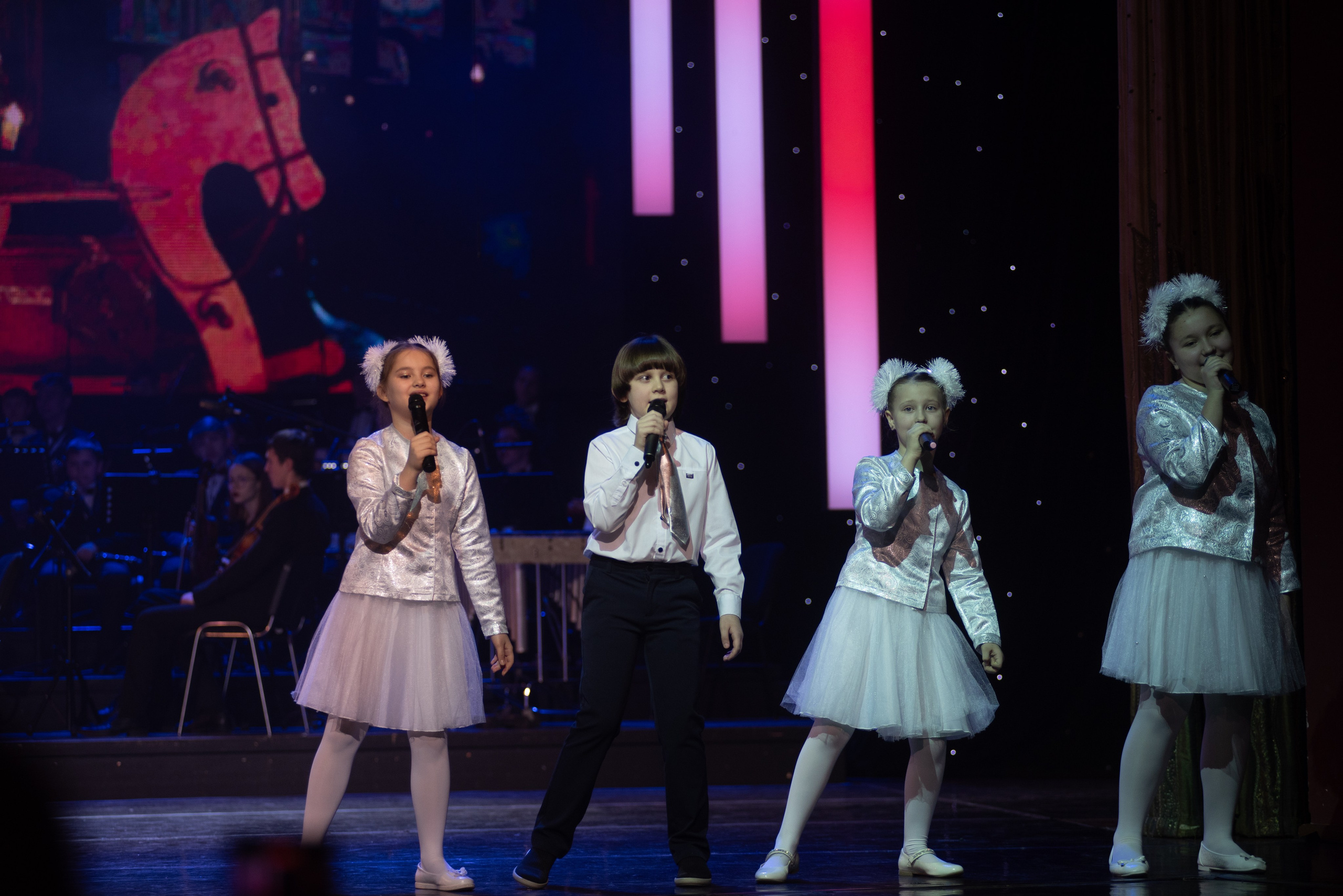 Отчетный концерт ДШИ «Гармония» «Зимняя гармония». Фотограф новорожденных, семейный детский в Тюмени Татьяна Морозова