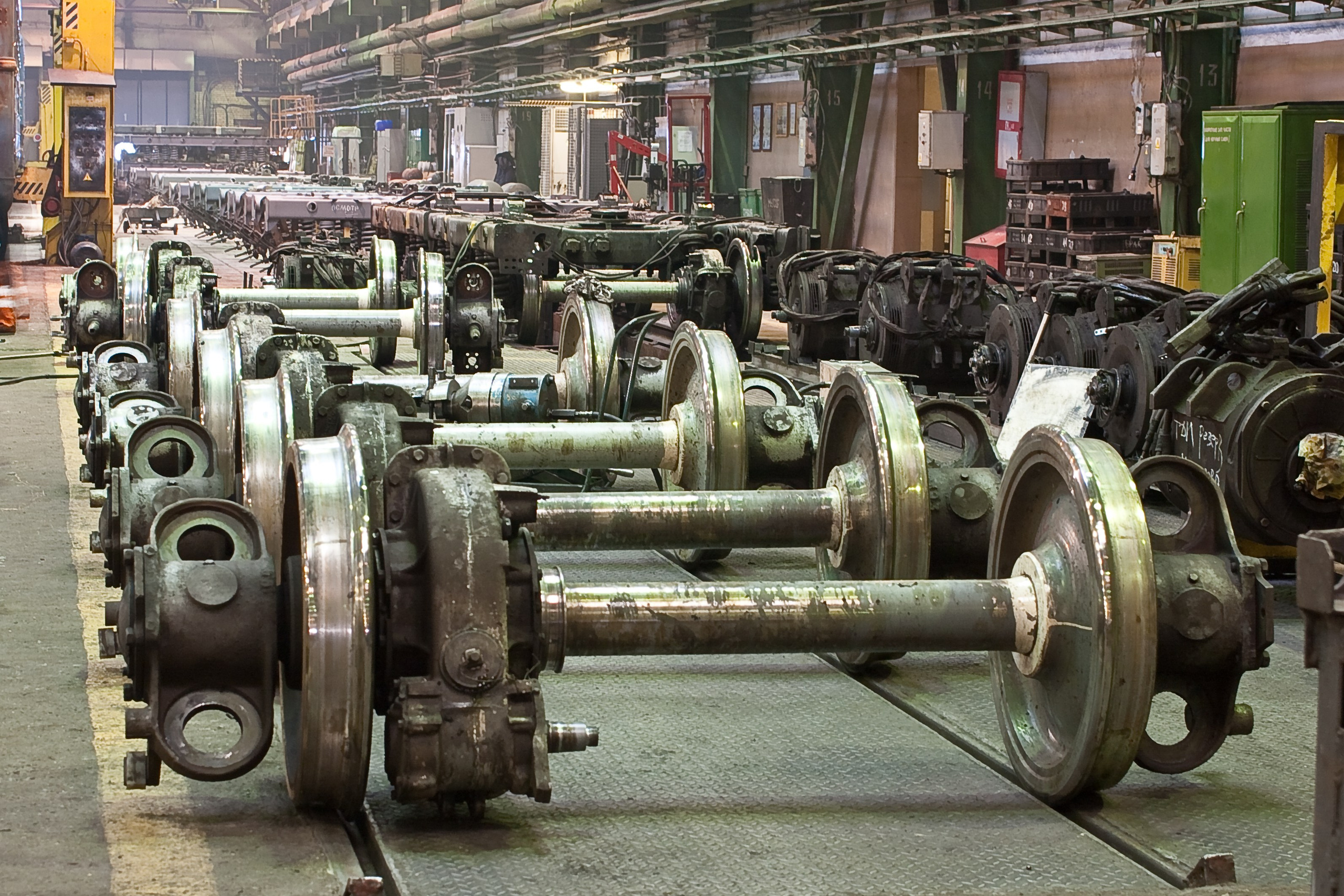 Место где чинят поезда. Электродепо «Черкизово», образца 2010 года. Илья Михачёв Фотограф ПРО людей