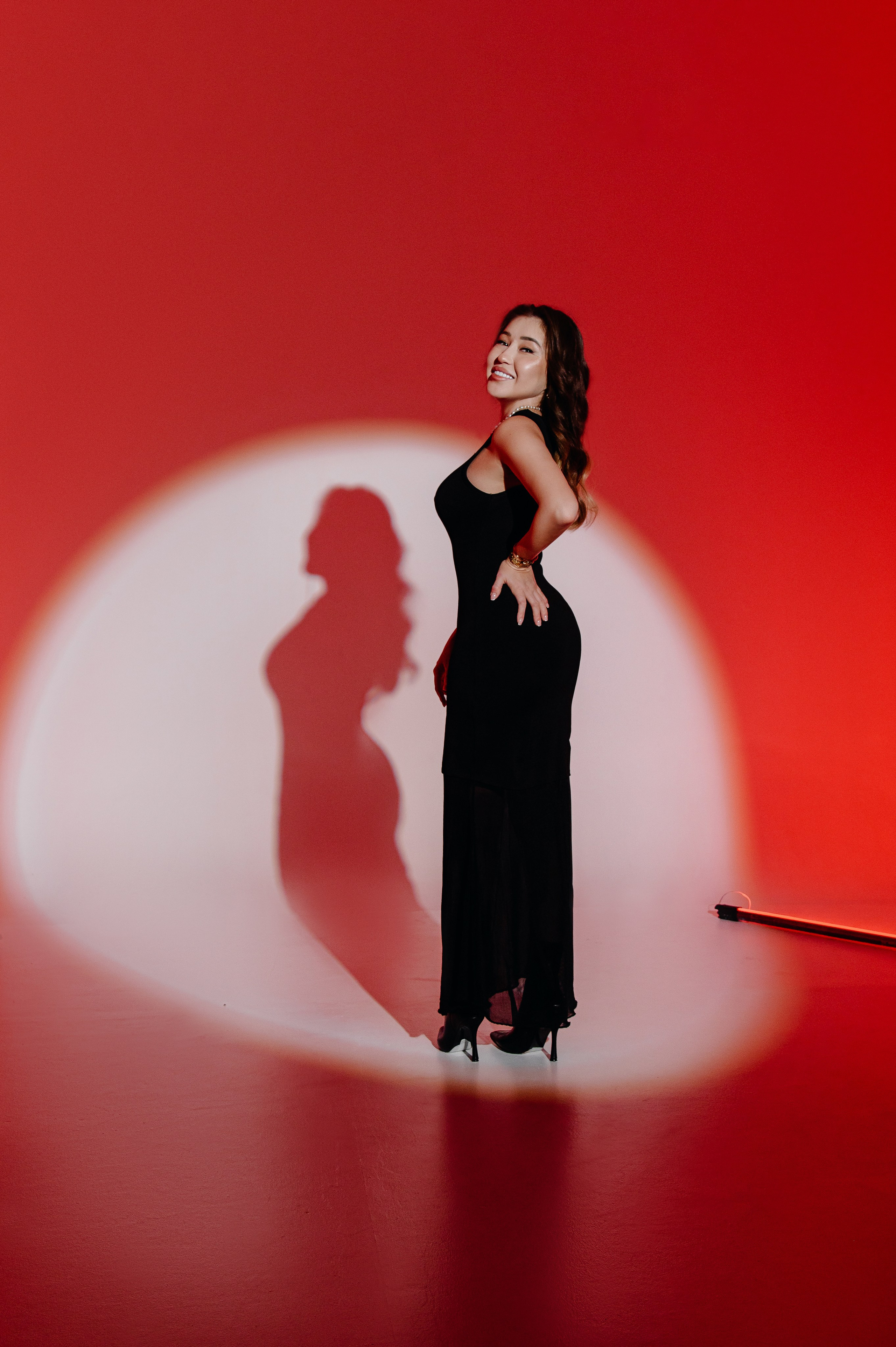 Бизнес-фотосессия для Каспи специалиста в Караганде. Свадебный фотограф Караганда