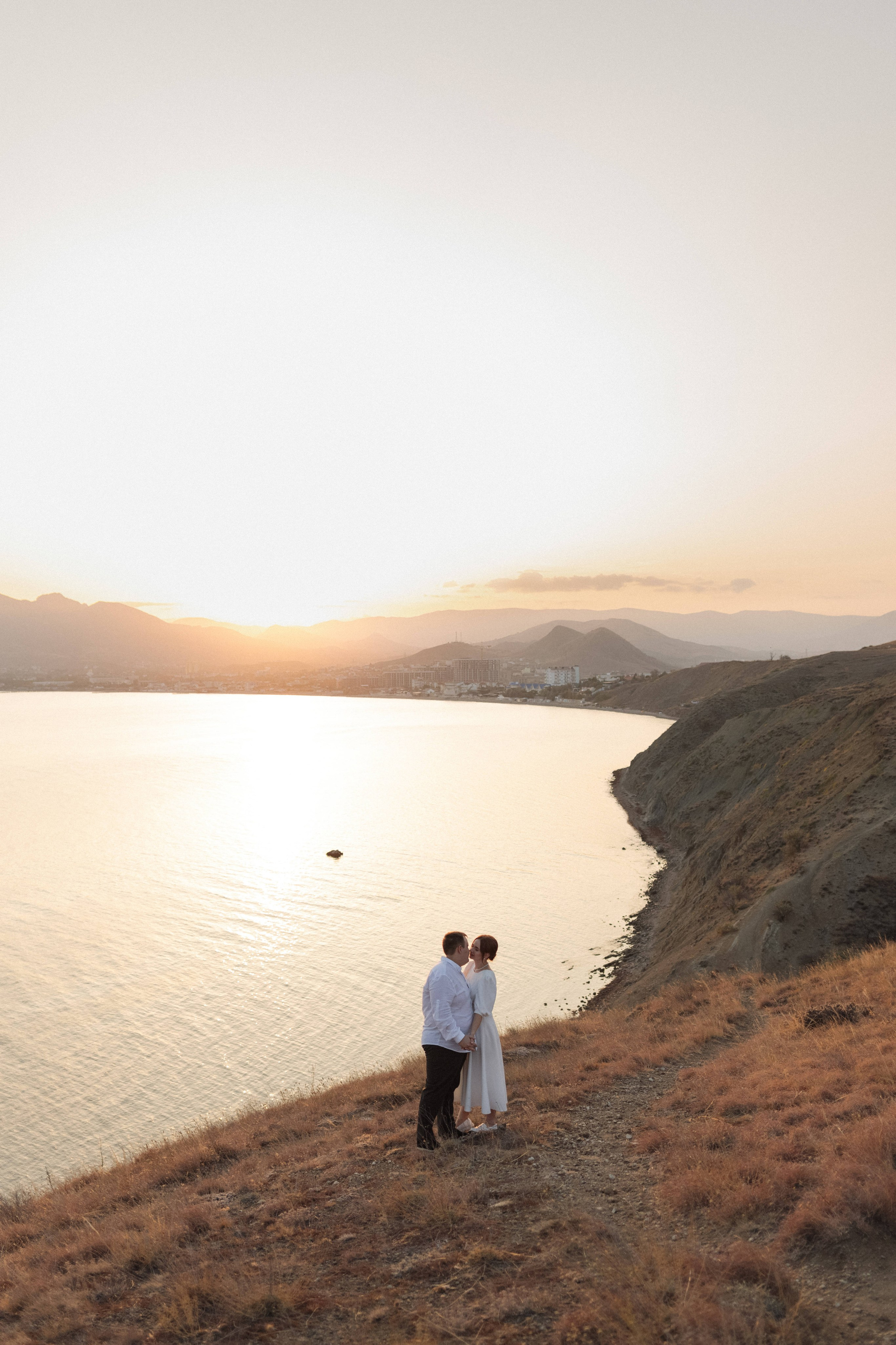 Свадебная фотосессия в районе мыса Хамелеон🖤. Свадебный фотограф Мироманов Николай в Крыму