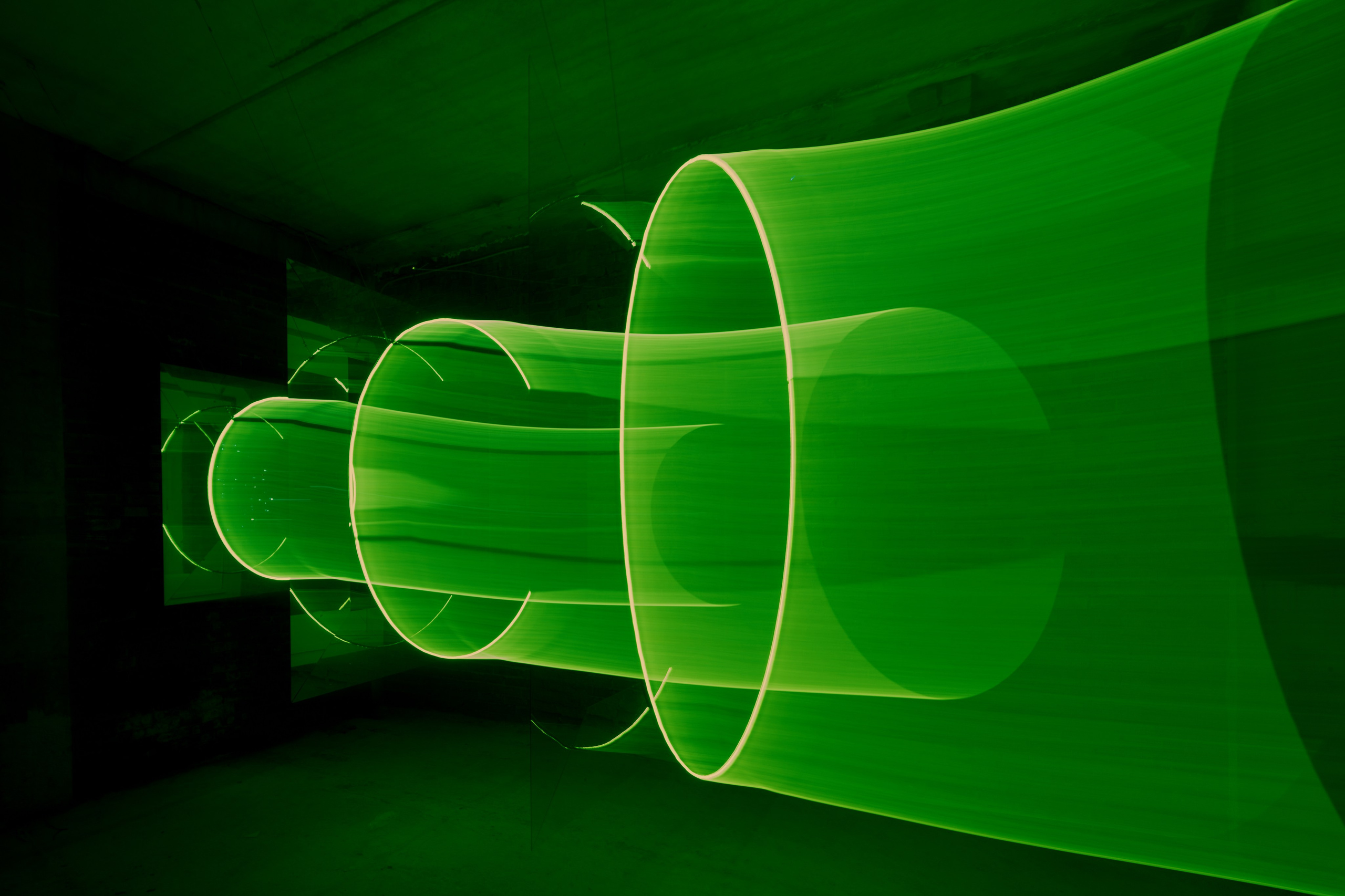 Outline 2024. @tomrus: Рустам Шагиморданов — фотограф