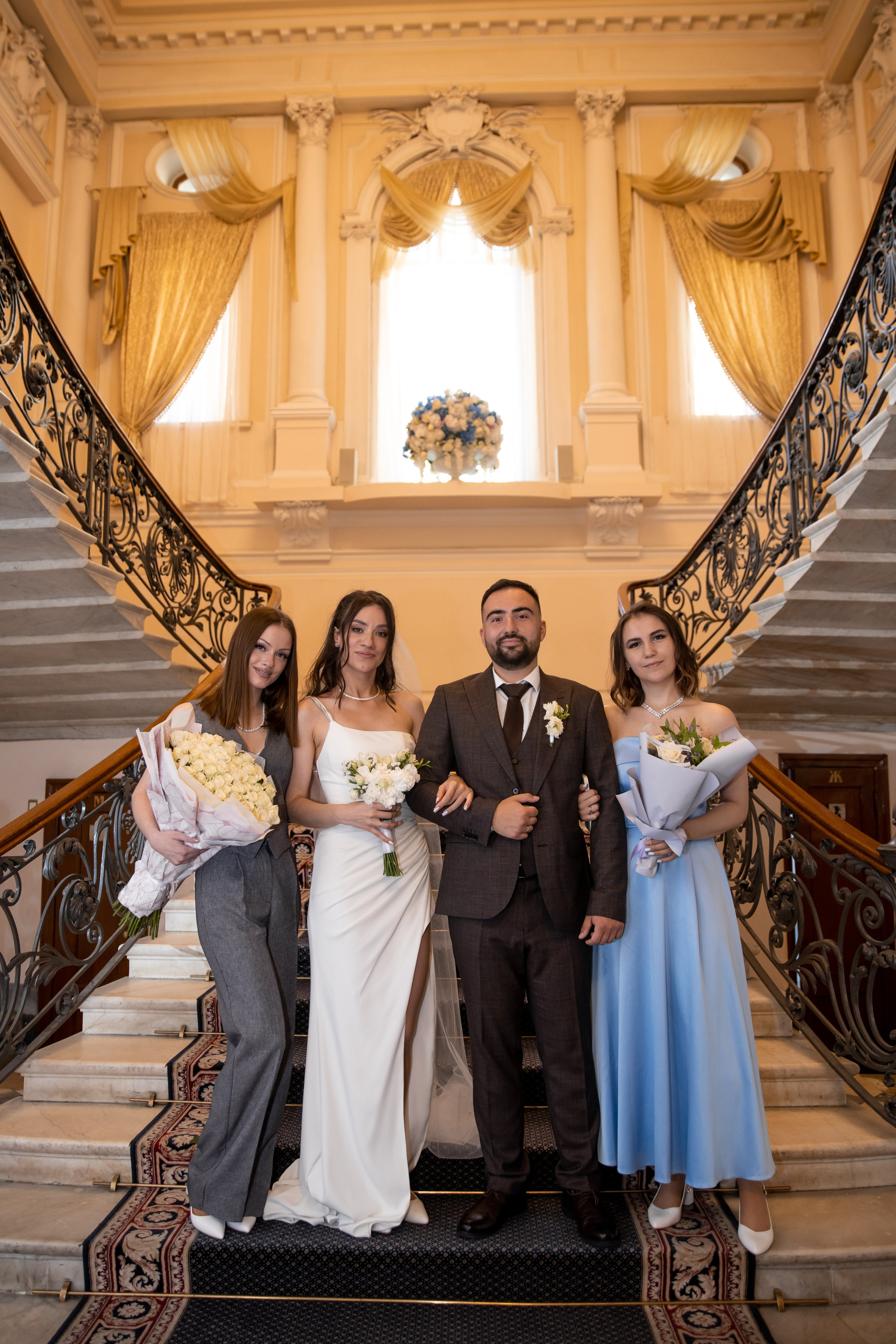 Анна и Александр / Прогулка + ЗАГС. Свадебный и семейный фотограф в Москве Диана Левченко