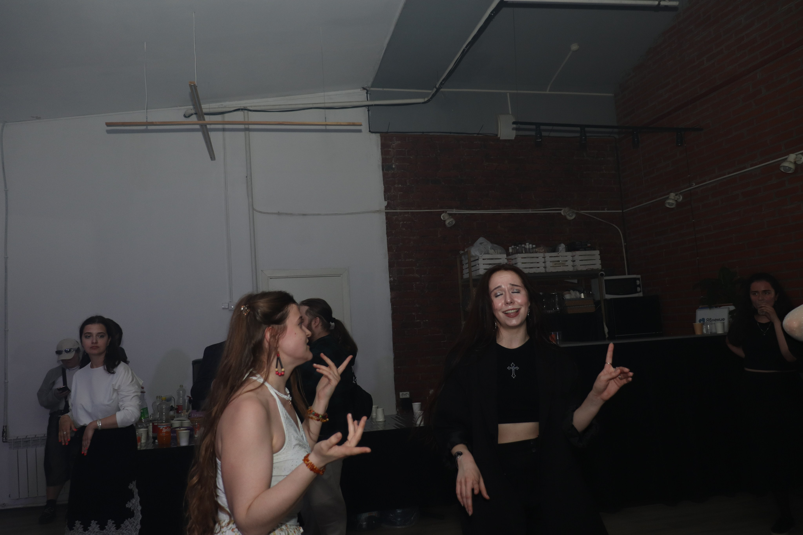 Дискотека 90х молодёжного «клуба 52». Ивентный фотограф в Санкт-Петербурге Олег Комков