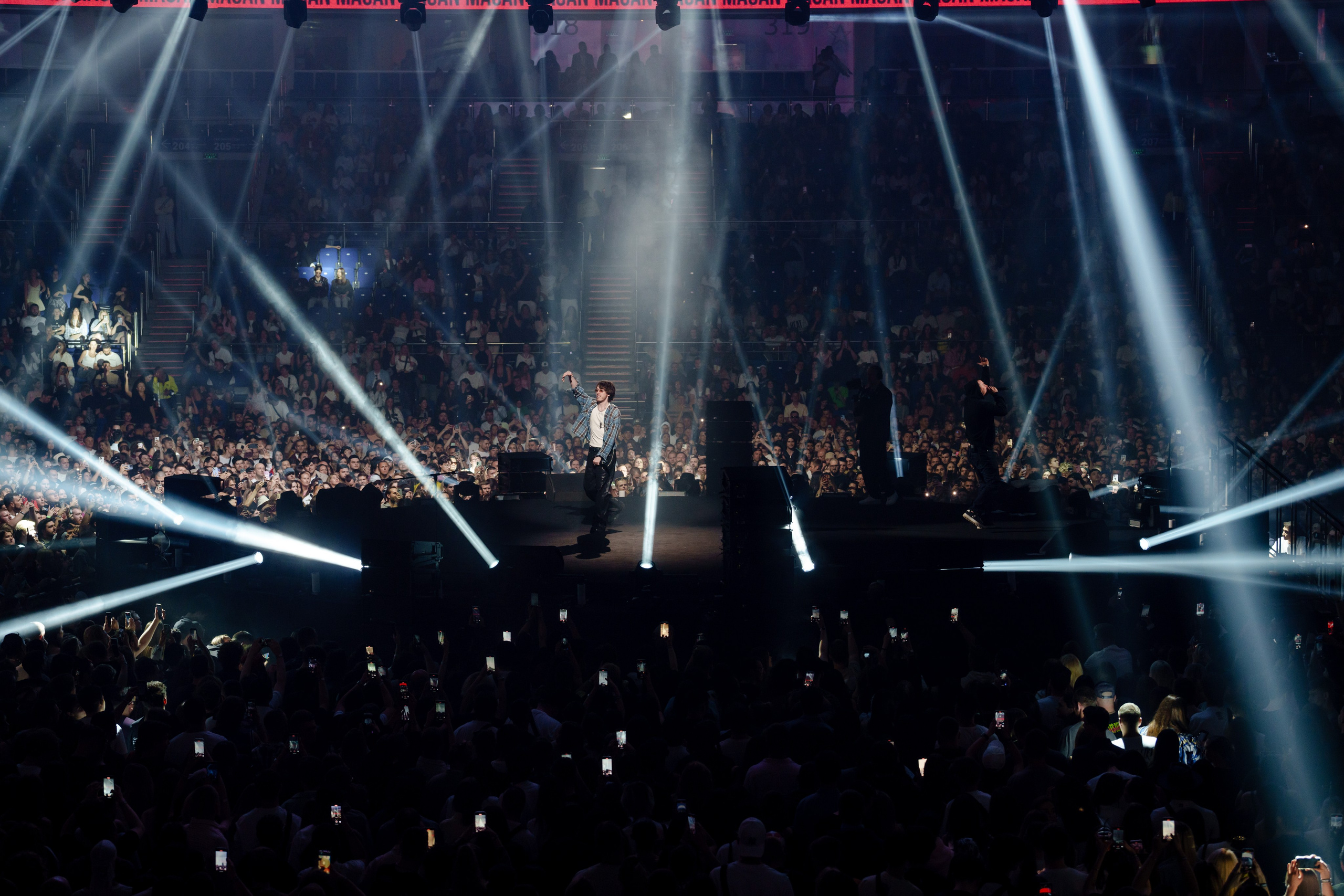 Фотограф на концерте TYGA в Москве. Репортажный фотограф Москва Сергей Дружинин