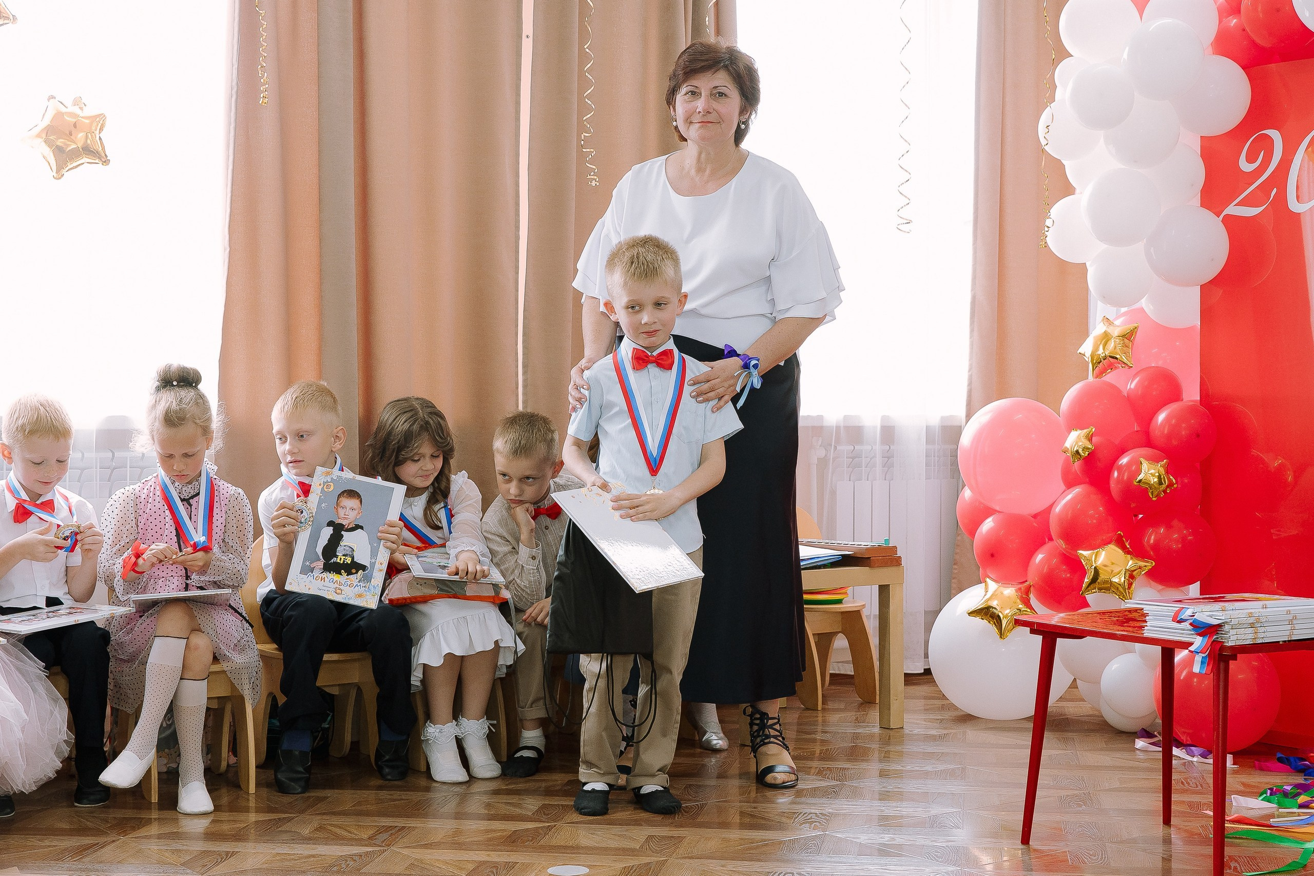 Выпускной в ДС 26. Выпускные альбомы Натальи Бутко: Новороссийск, Анапа, Геленджик