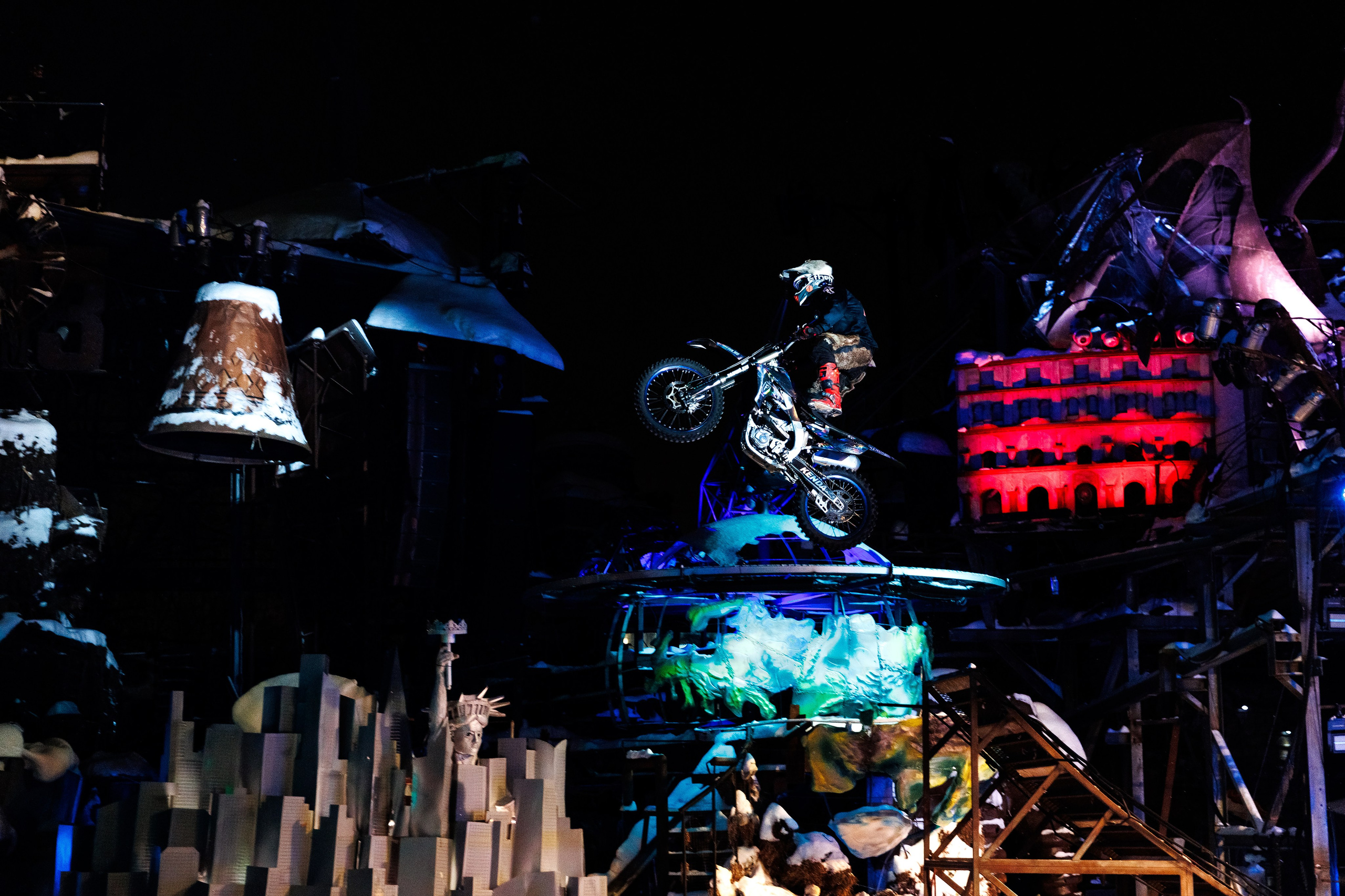 Юбилей в Sexton