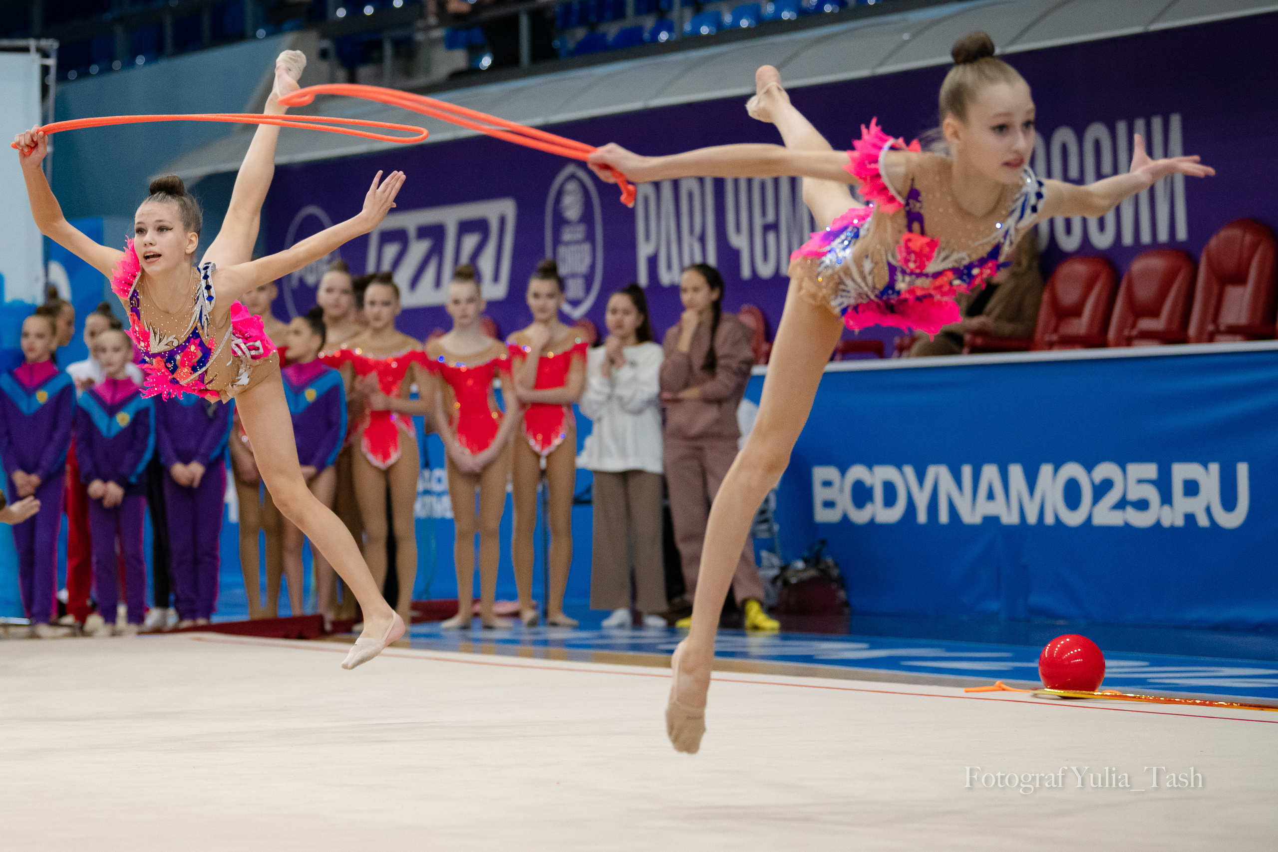 художественная гимнастика соревнования первенство приморского края спортивный репортаж юлия таш ташкинова лучший спортивный фотограф лучший репортажный фотограф гимнастки 