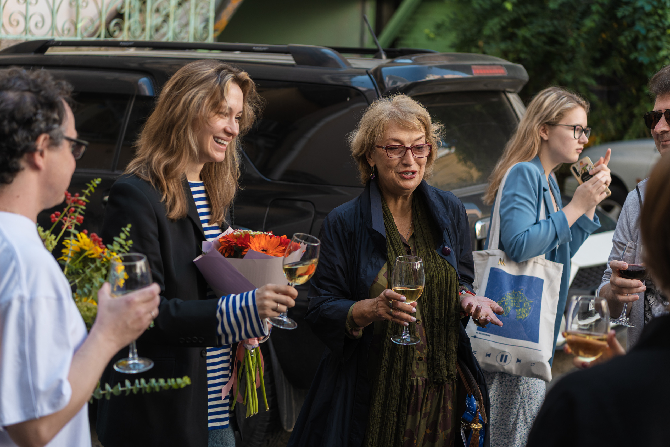 ВИКТОР АЛИМПИЕВ. ОПЫТ ВИДЕО. ВЫСТАВКА. ГАЛЕРЕЯ АРКА. Любимый фотограф