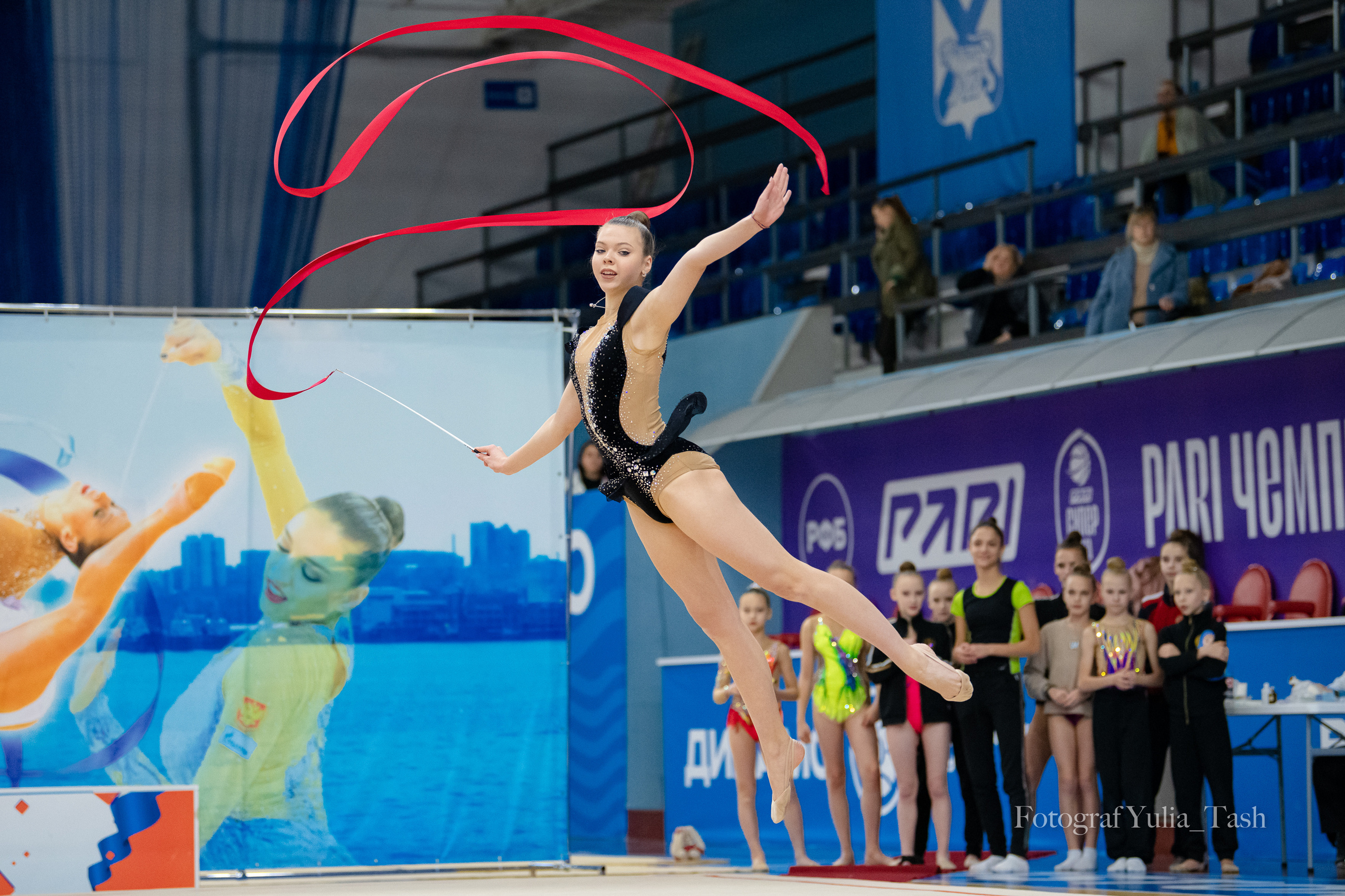 художественная гимнастика соревнования первенство приморского края спортивный репортаж юлия таш ташкинова лучший спортивный фотограф лучший репортажный фотограф гимнастки 