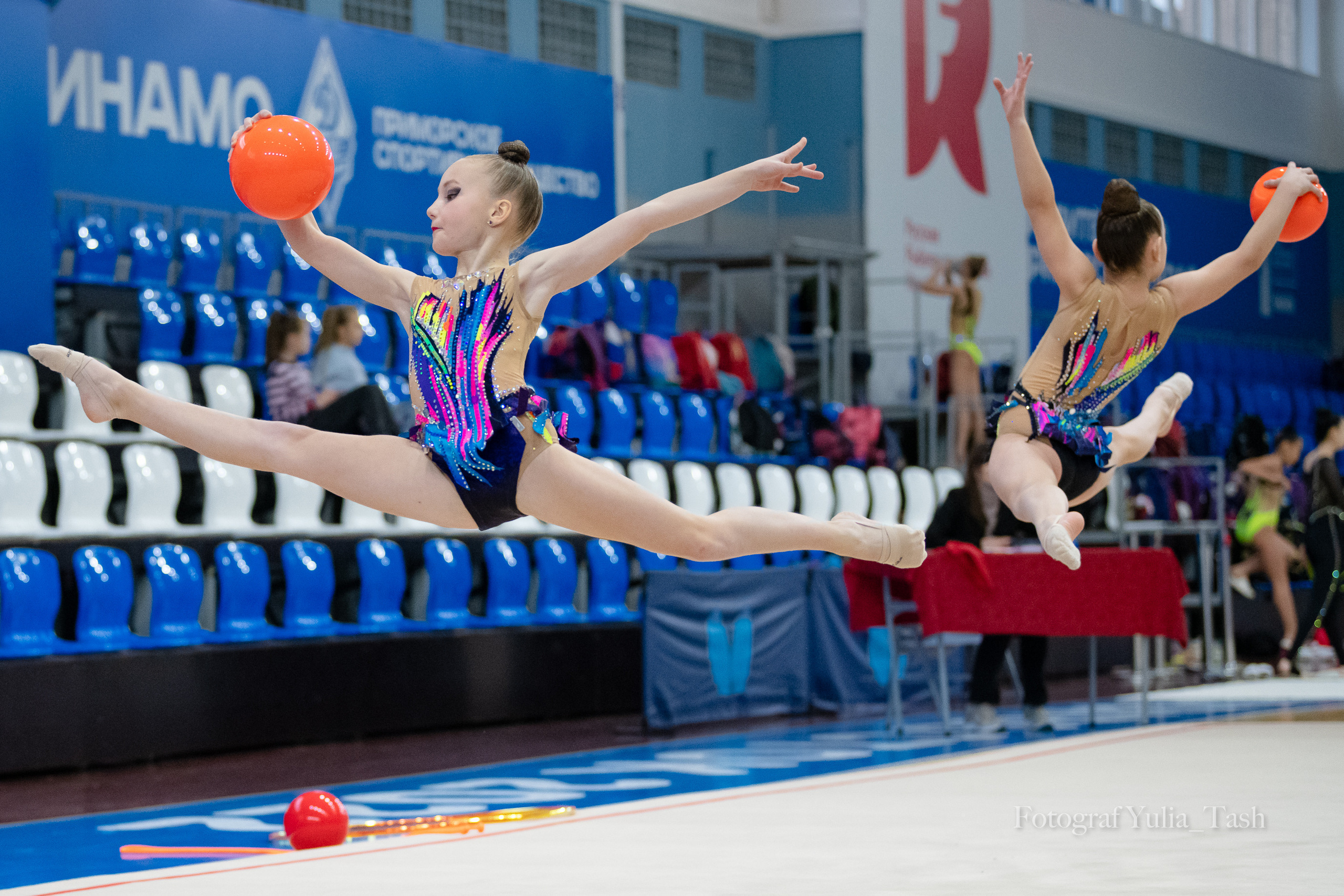 художественная гимнастика соревнования первенство приморского края спортивный репортаж юлия таш ташкинова лучший спортивный фотограф лучший репортажный фотограф гимнастки 