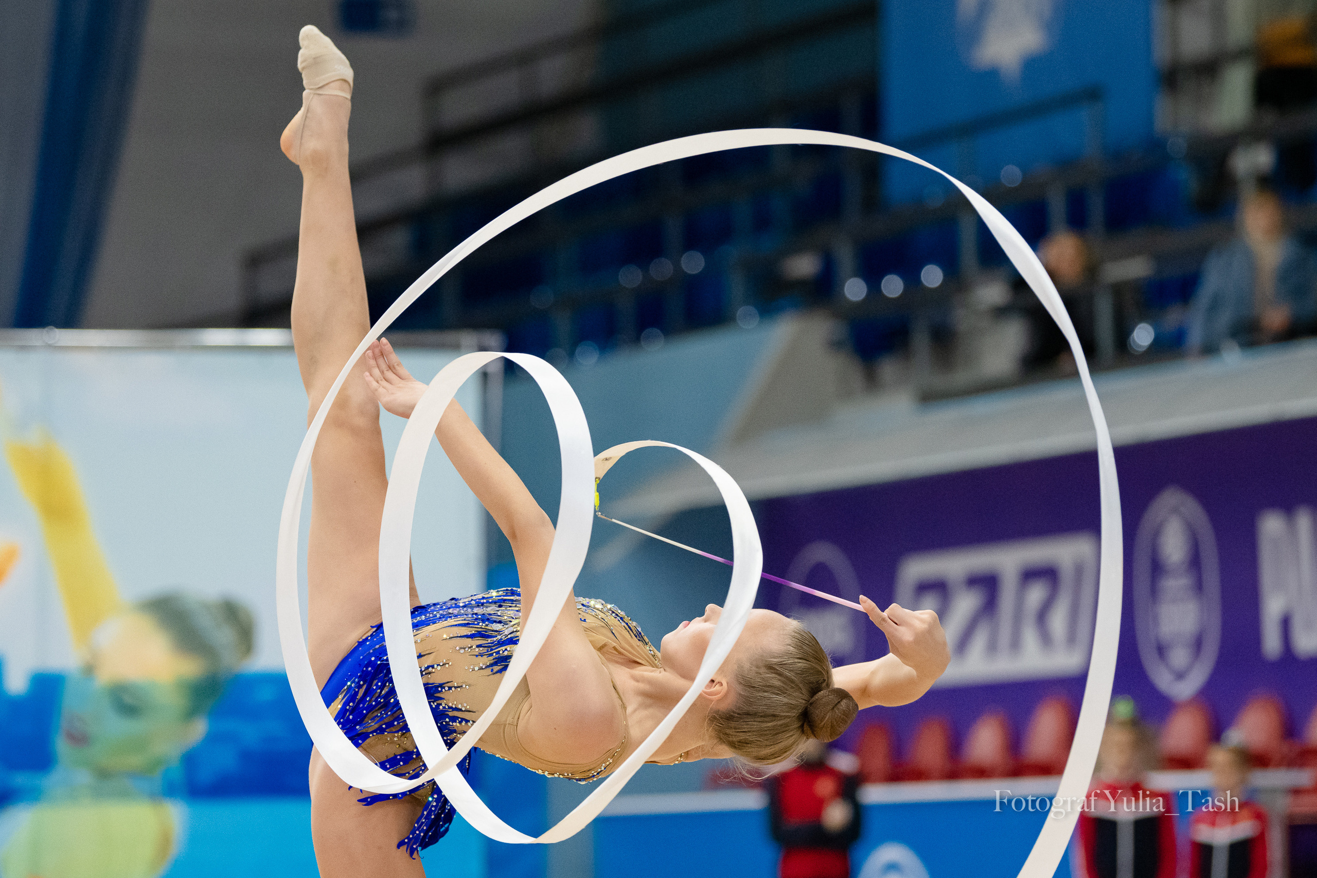 художественная гимнастика соревнования первенство приморского края спортивный репортаж юлия таш ташкинова лучший спортивный фотограф лучший репортажный фотограф гимнастки 