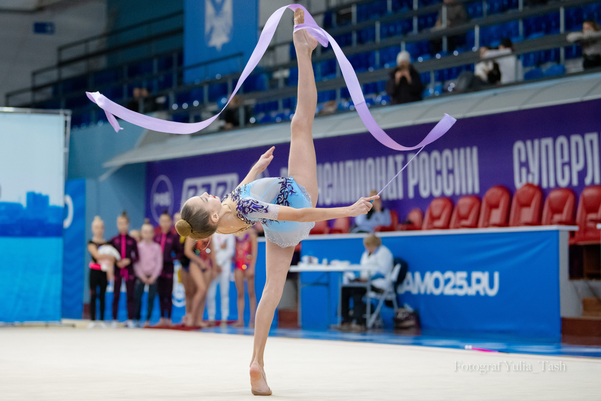 художественная гимнастика соревнования первенство приморского края спортивный репортаж юлия таш ташкинова лучший спортивный фотограф лучший репортажный фотограф гимнастки 