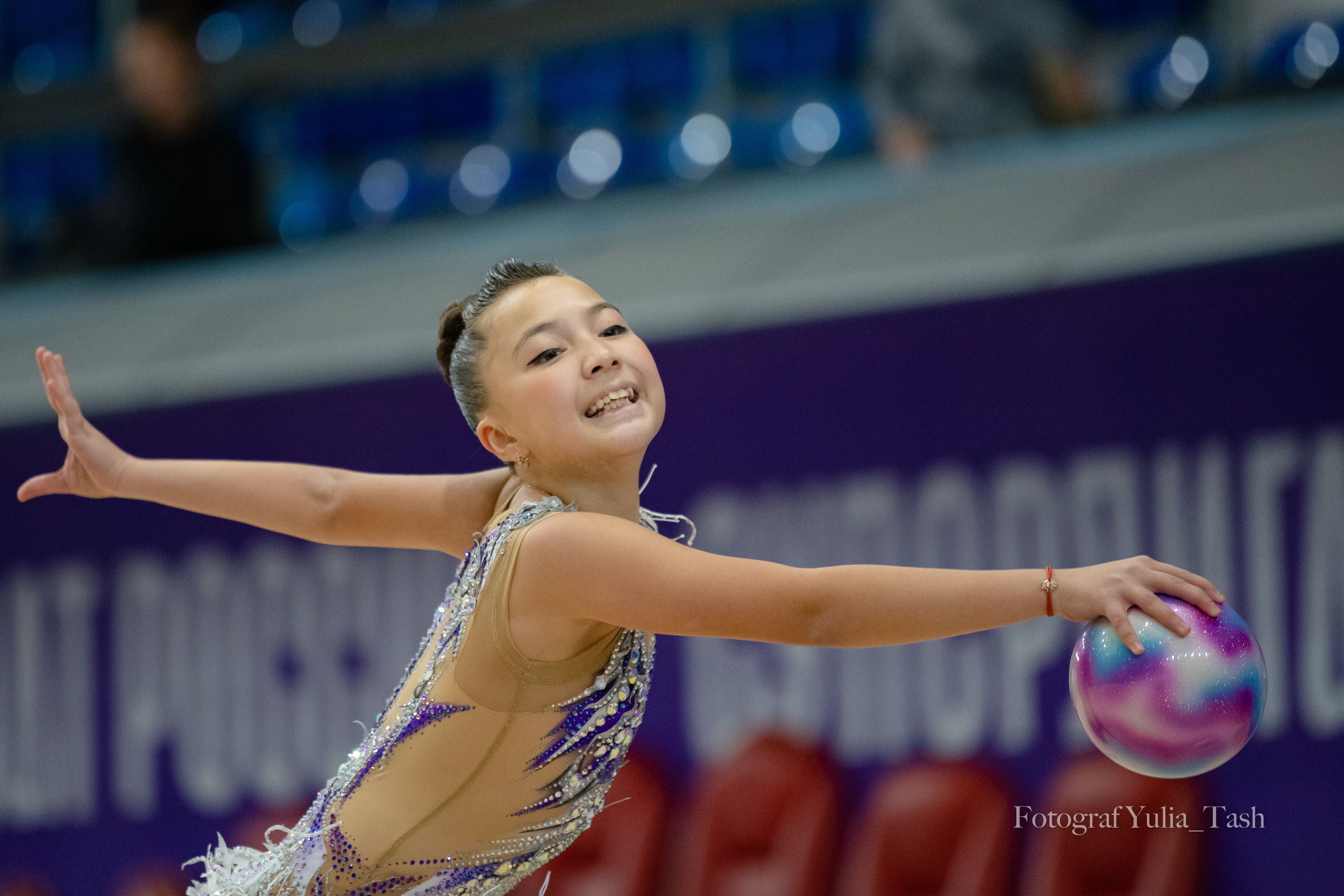 художественная гимнастика соревнования первенство приморского края спортивный репортаж юлия таш ташкинова лучший спортивный фотограф лучший репортажный фотограф гимнастки 