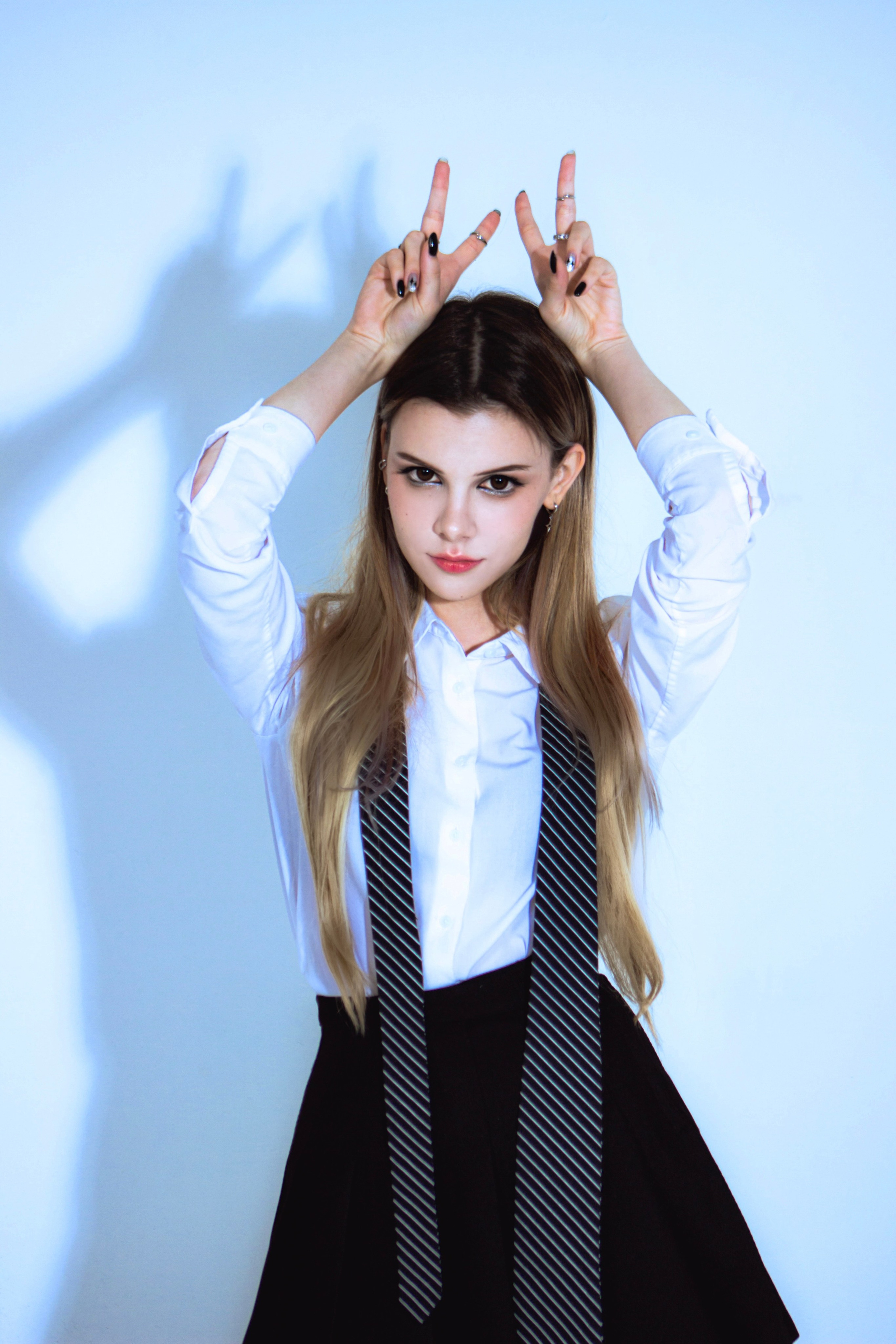 GIRLS. DRIPSTOCK MAG