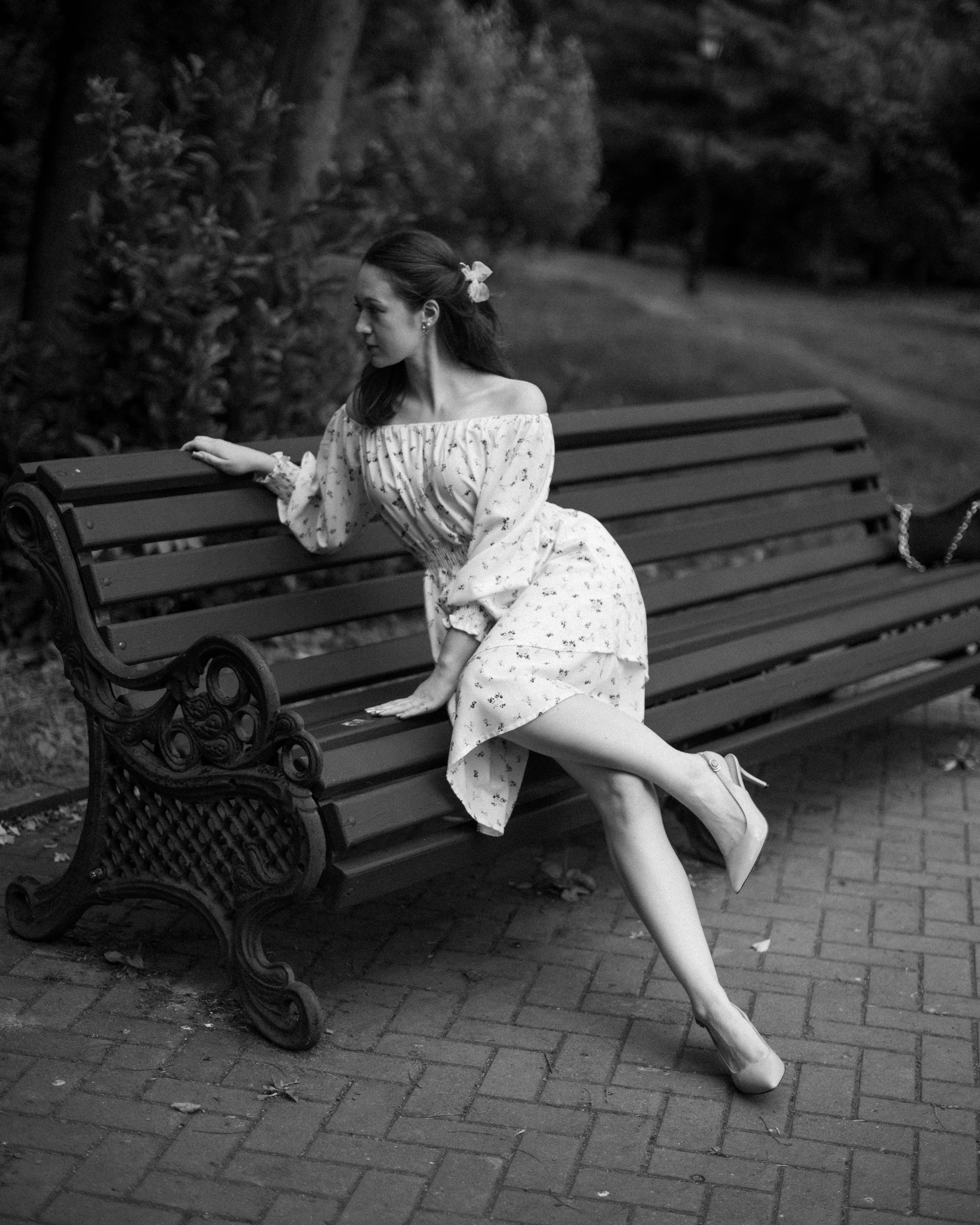 Настя. Женский фотограф. Создатель украшений ручной работы. Модель