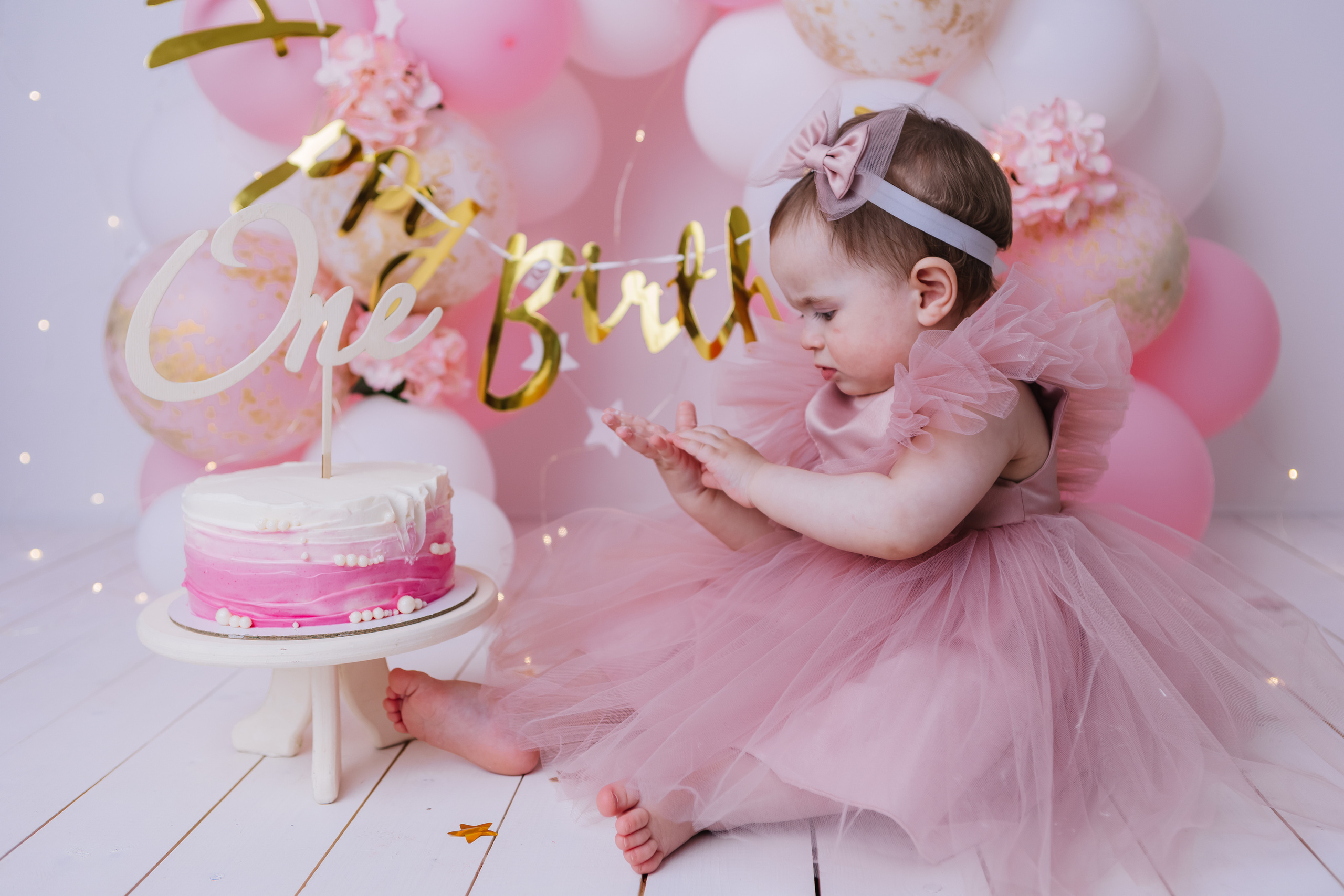 Первый тортик Розовый. Семейный фотограф Обнинск