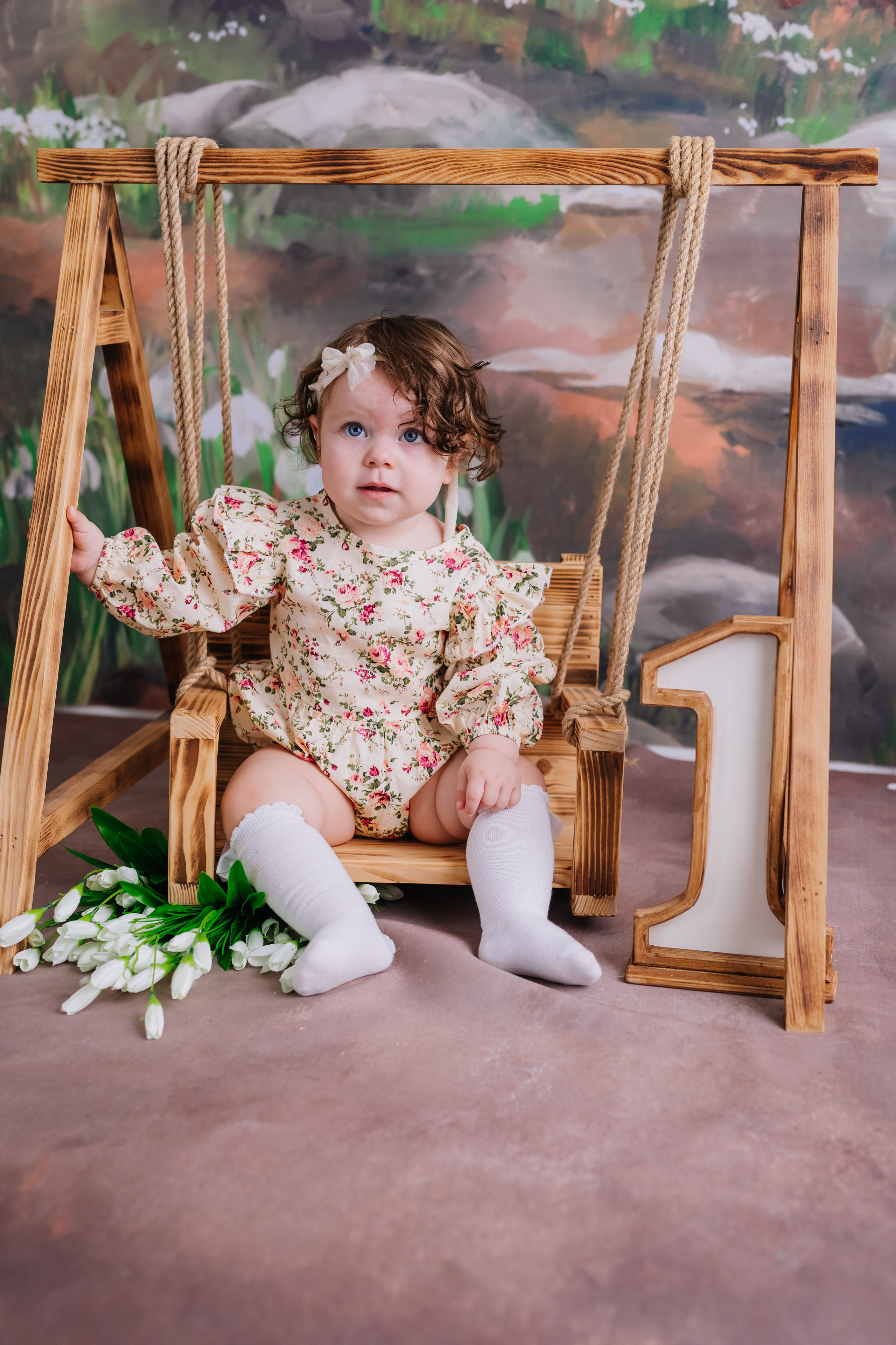 Первый тортик розовый металик. Семейный фотограф Обнинск