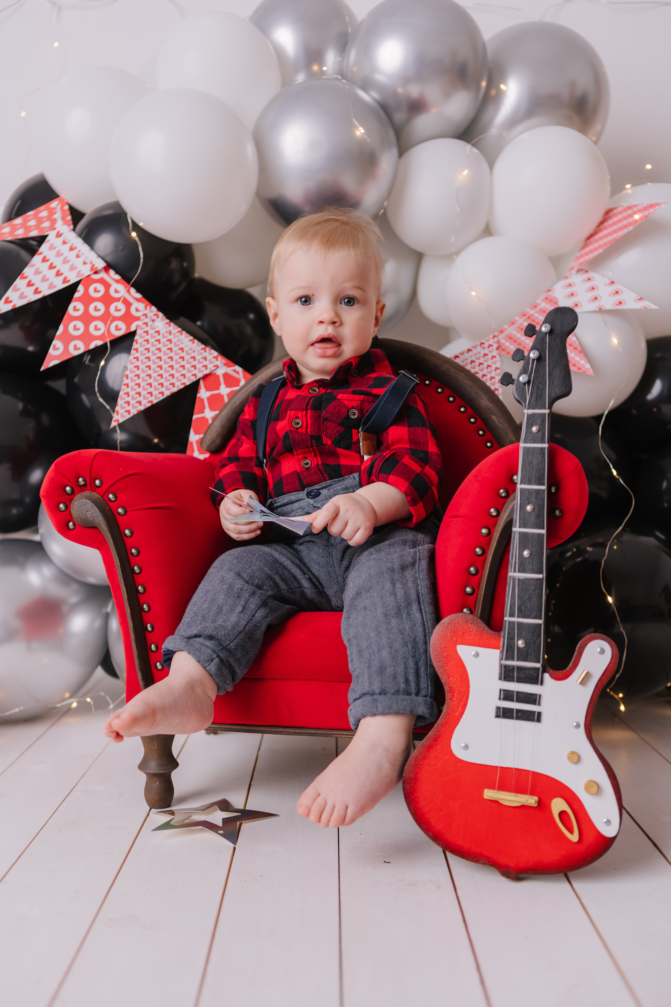 Первый тортик Микки. Семейный фотограф Обнинск