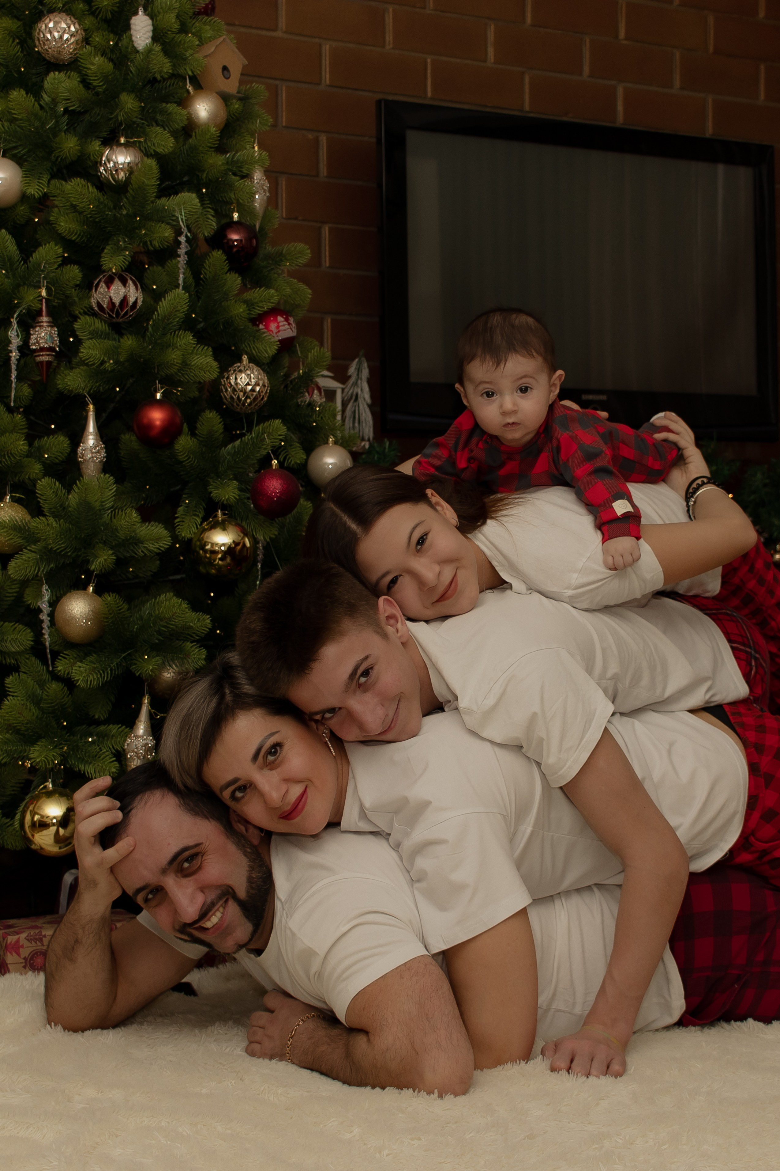 Домашняя фотосессия. Фотограф в Астане, индивидуальная, семейная, домашняя фотосессия