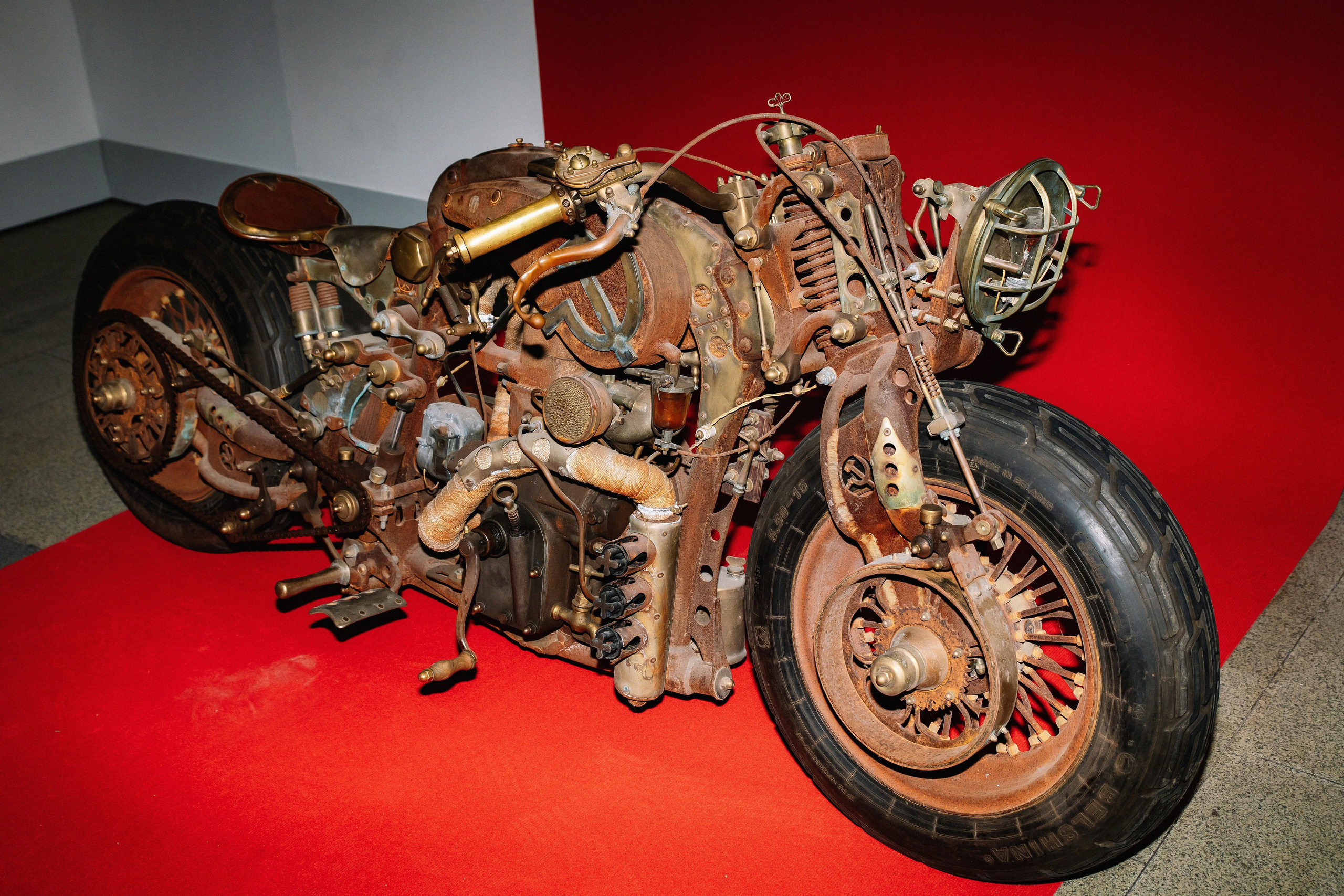 Art Russia 2024. Гостиный Двор. Фотограф в Москве Яна Полосина