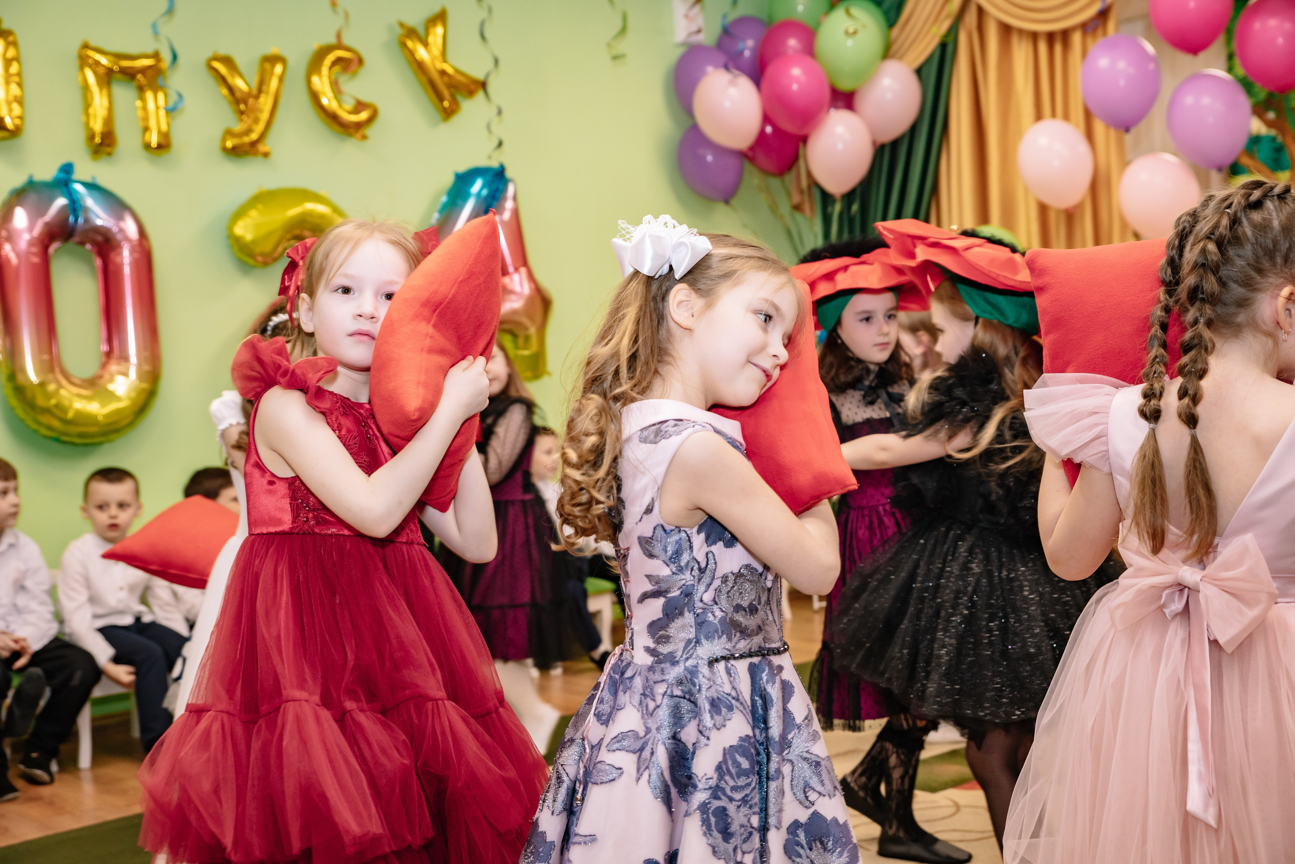 Группа «Сказка» ДС 69 Выпускной 2024. Фотограф в Москве Яна Полосина