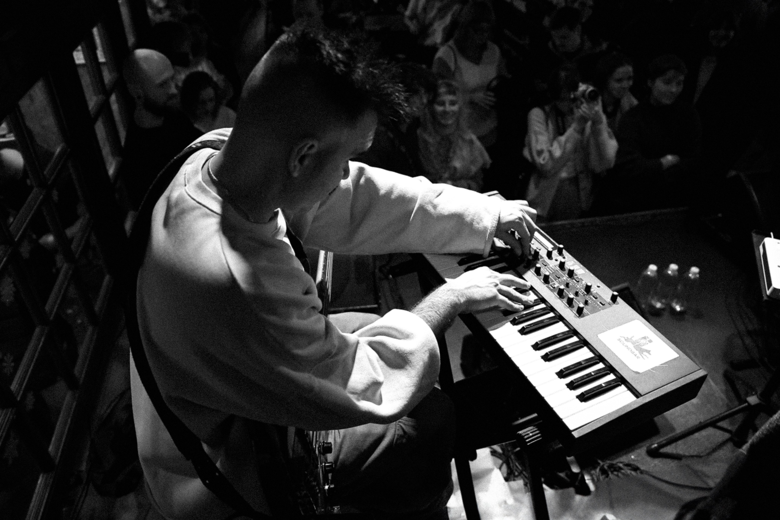 Витя Скорбенко (16 тонн)