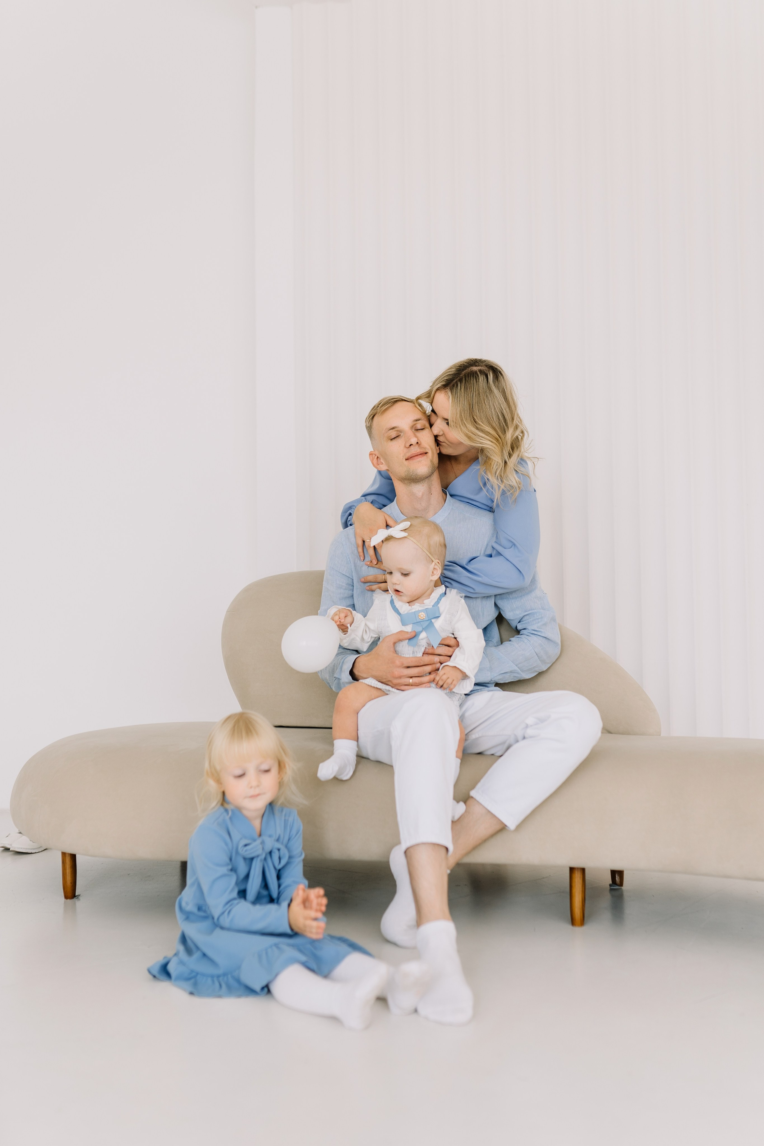 Николь 1 годик