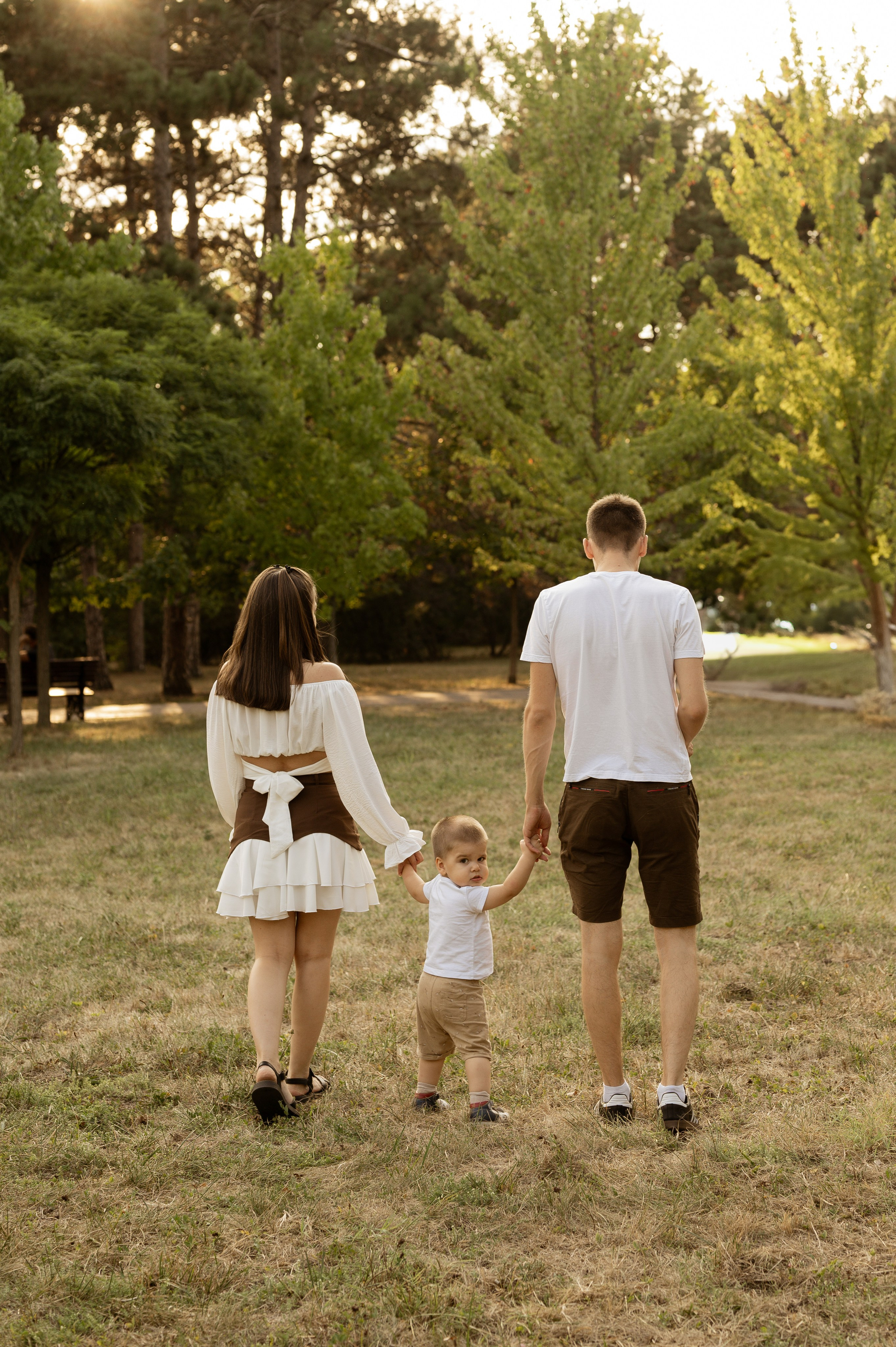 Летняя семейная фотосессия в парке. Свадебный и семейный фотограф в Краснодаре Алина Мельник