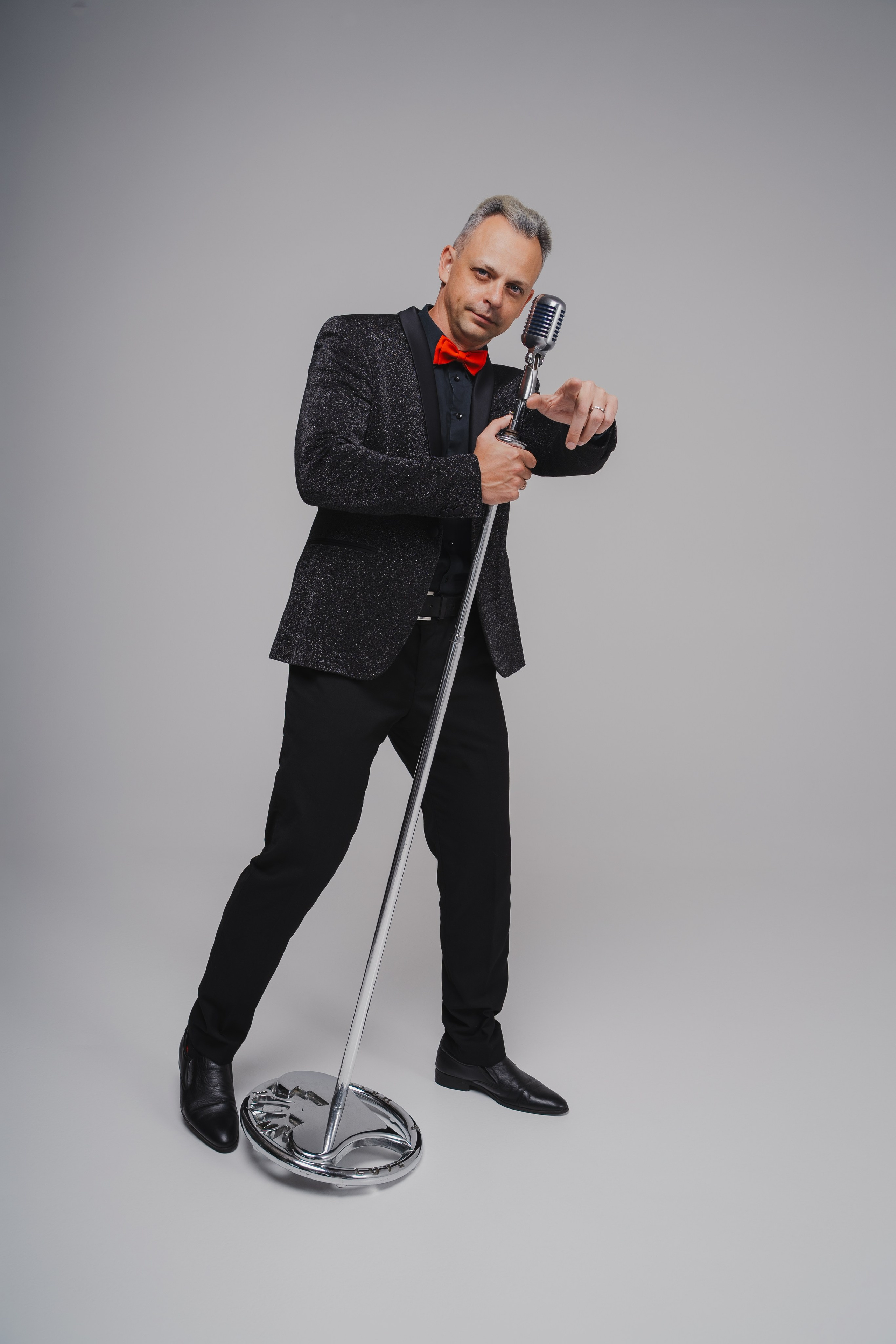 Briolin Light Orchestra. Главная