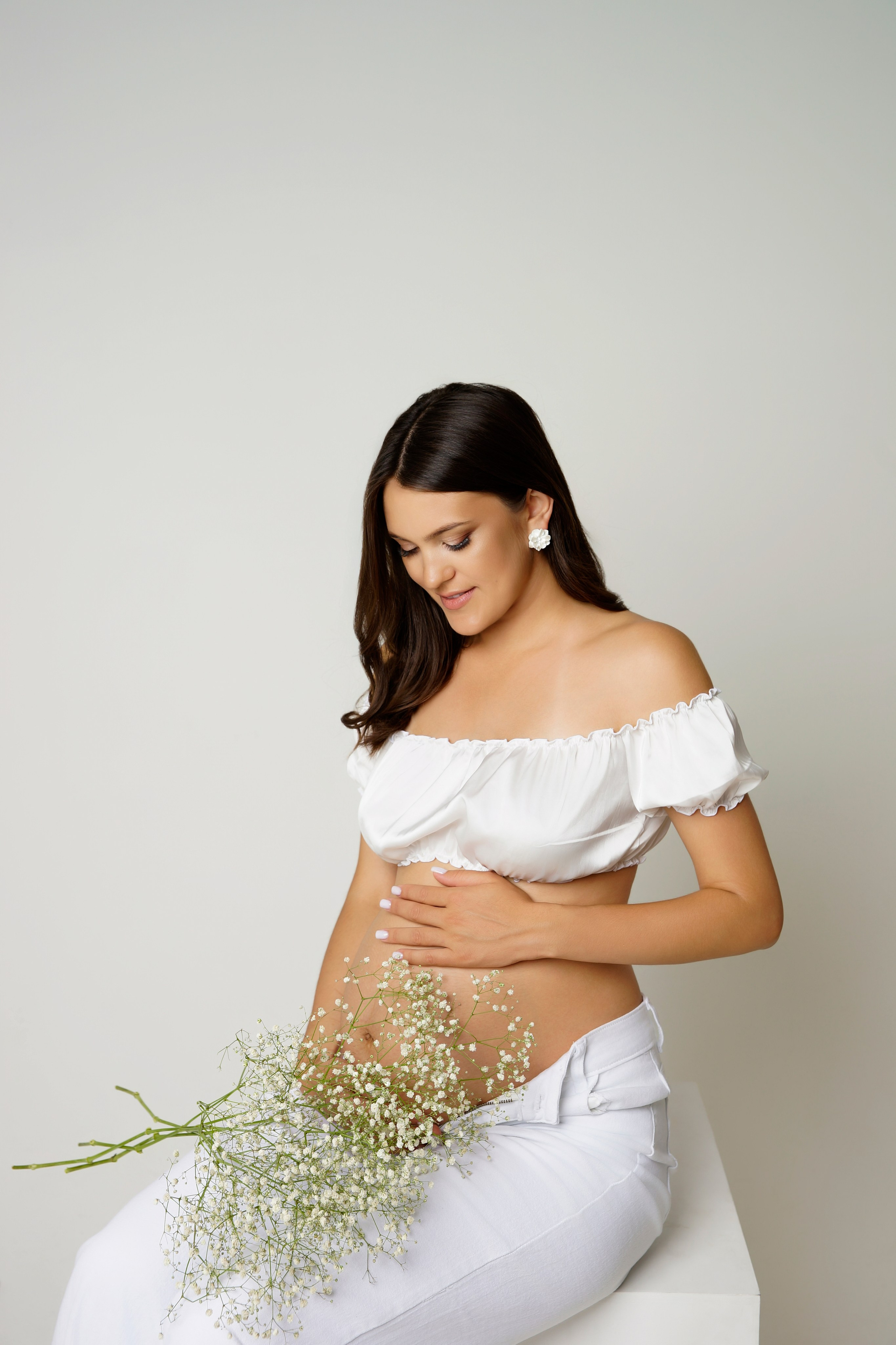 Съёмка беременности в моей фотостудии «НЕБО». Женский фотограф в Химках Алёна Ленёва