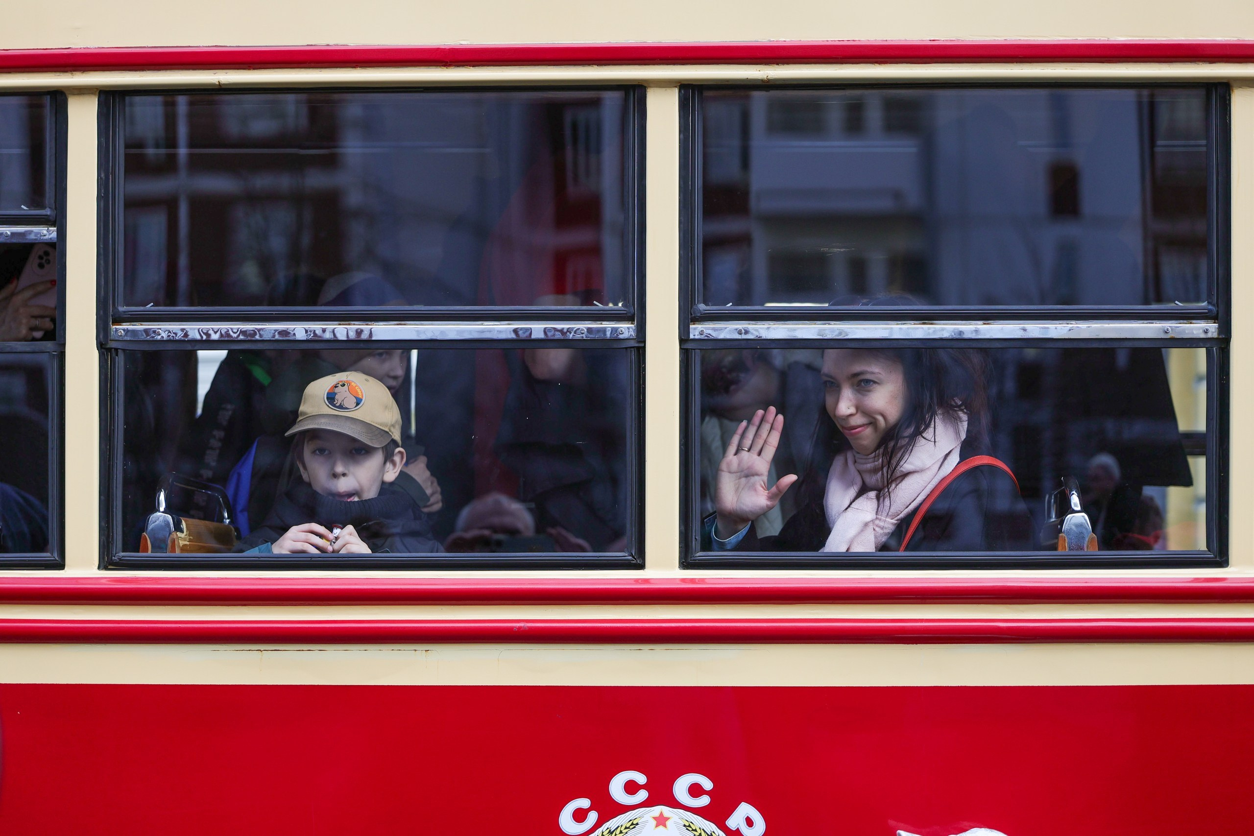 Парад трамваев. Репортажный, архитектурный, театральный и файн-арт фотограф Лена Мельникова в Москве