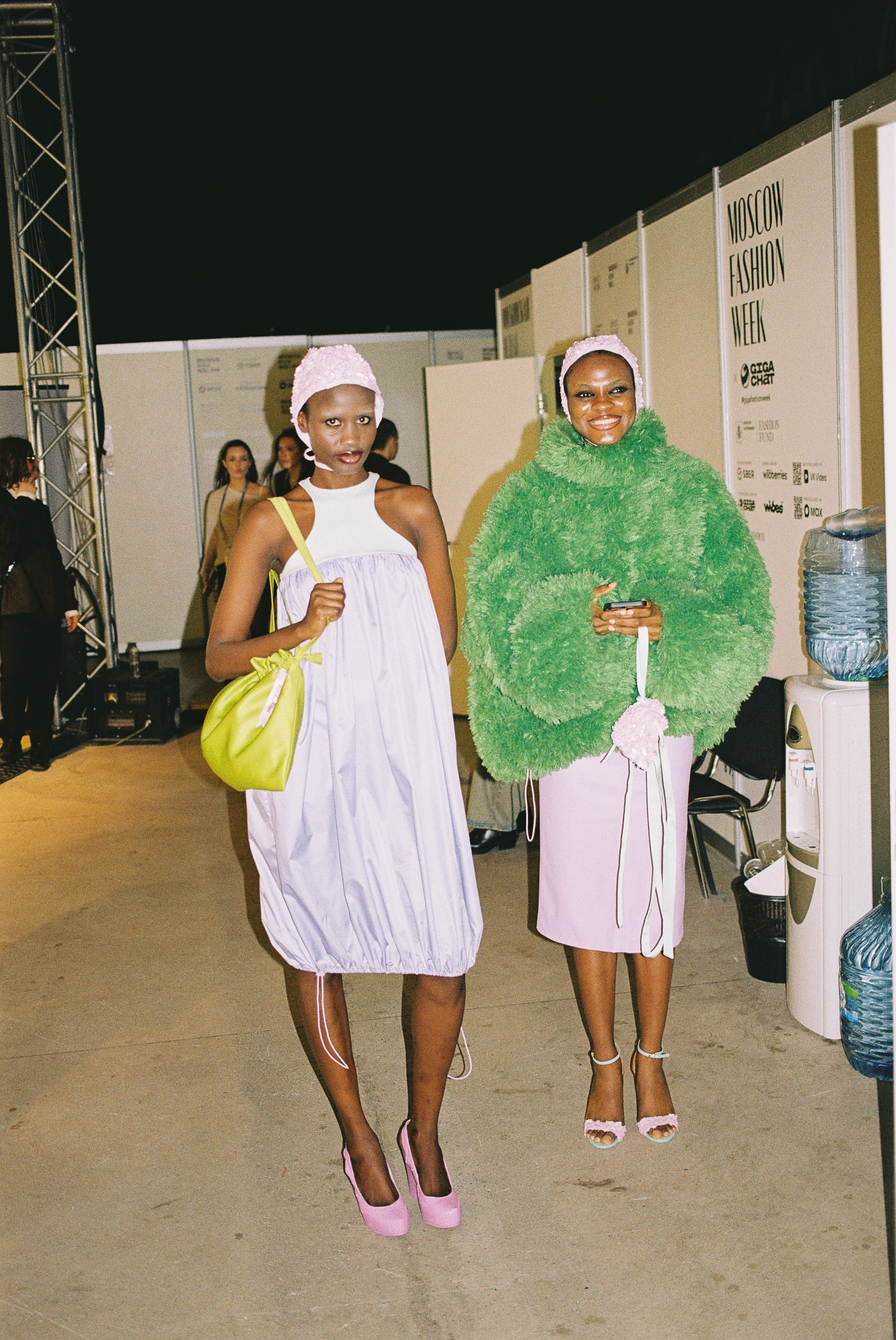 День 2. Плёночный фотограф Москва, Саша Звук