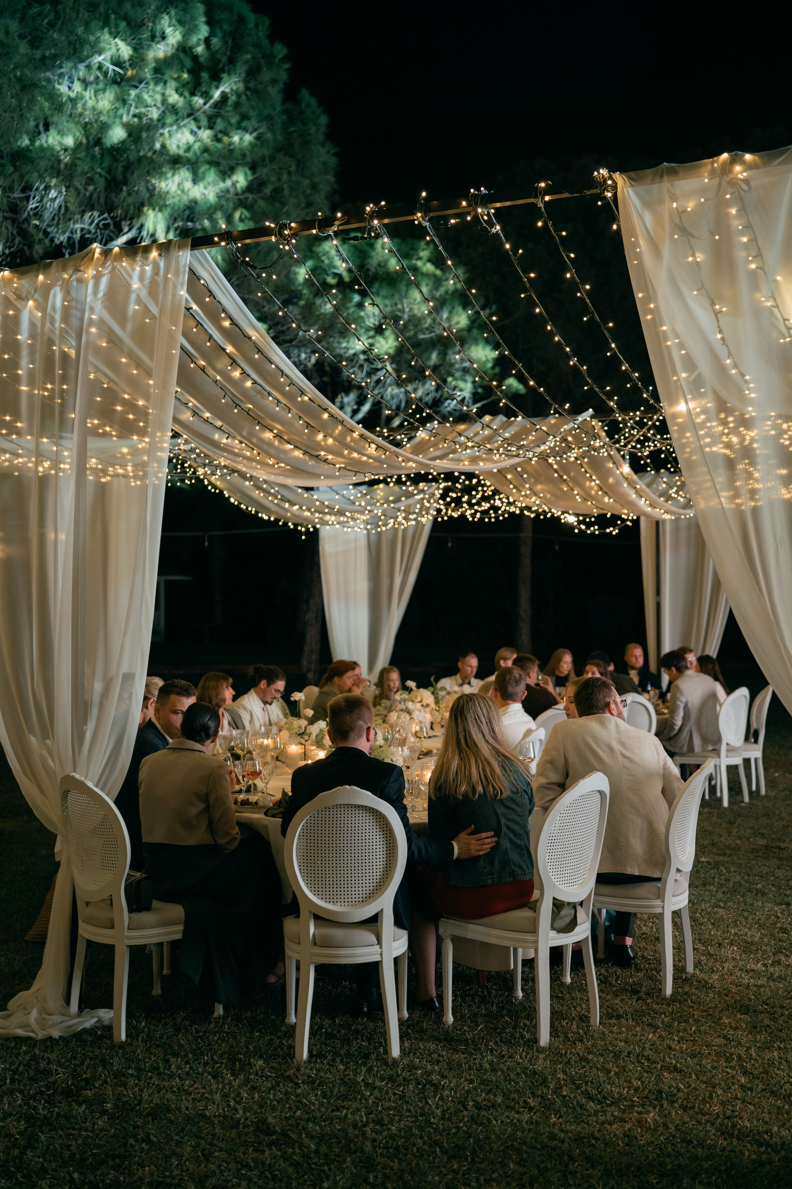 Once in October. Wedding & Documentary Photographer based in Nuremberg — available across Europe & Turkey | Vitalii Nasonov