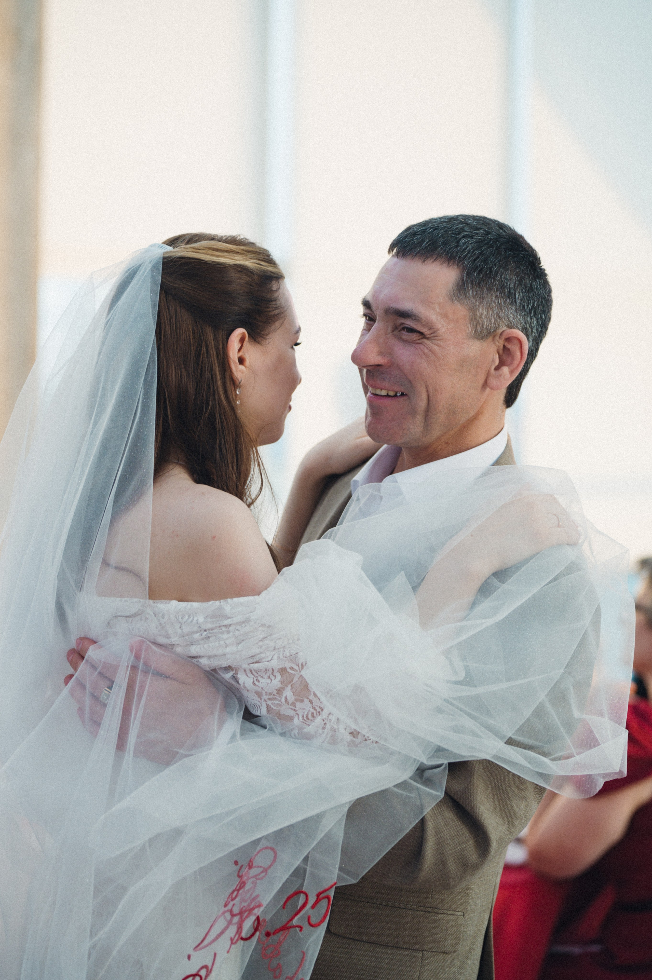 Дарья и Артём. Репортажный и свадебный фотограф в Сургуте