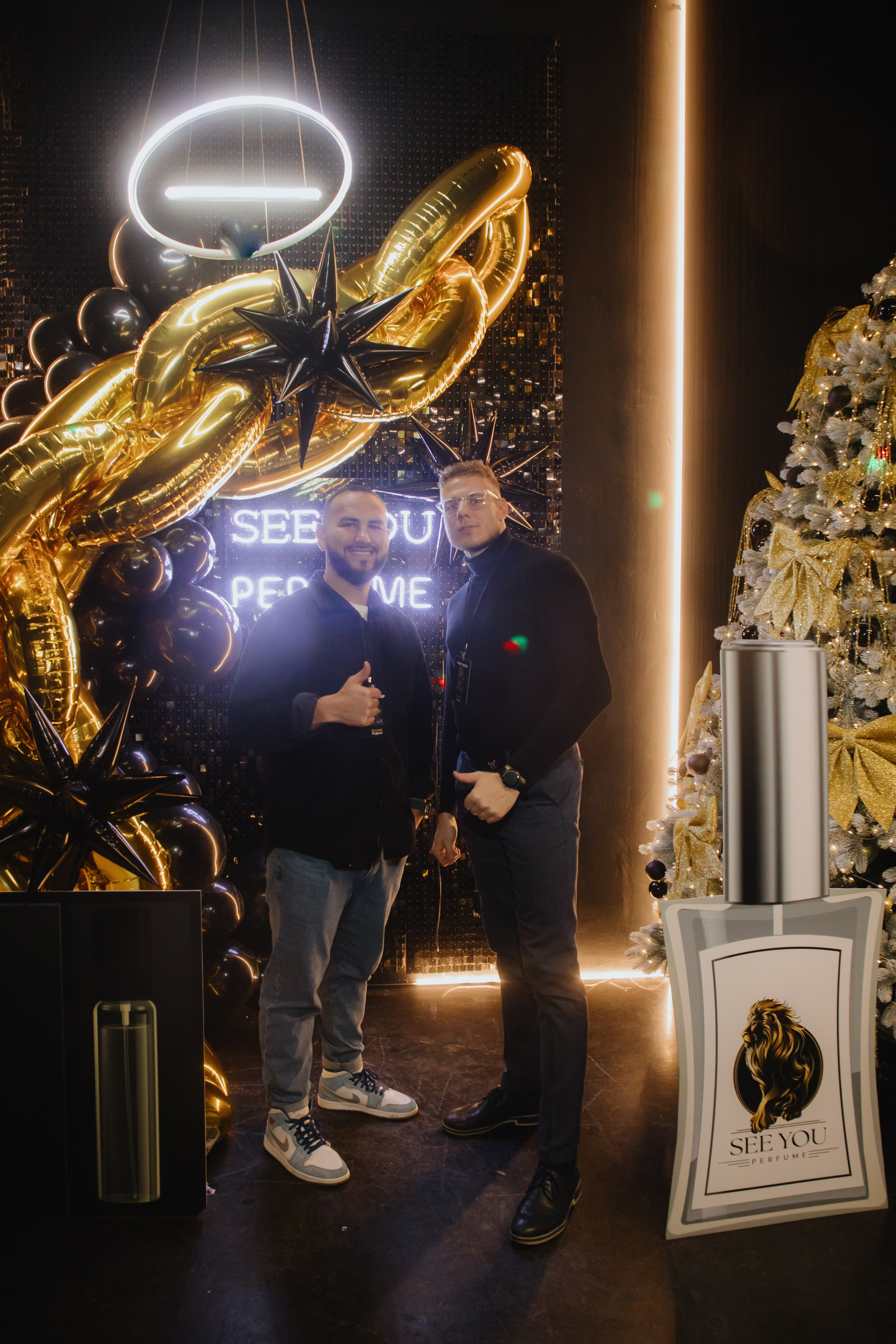 See `You Perfume. Фотограф в Москве и Санкт-Петербурге Дарина