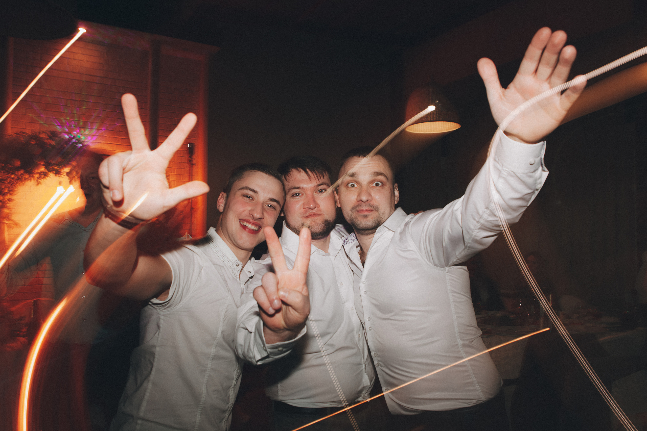 Свадебная фотосессия зимой в студии Москва. Свадебное фото и видео Москва Кристина Музыка